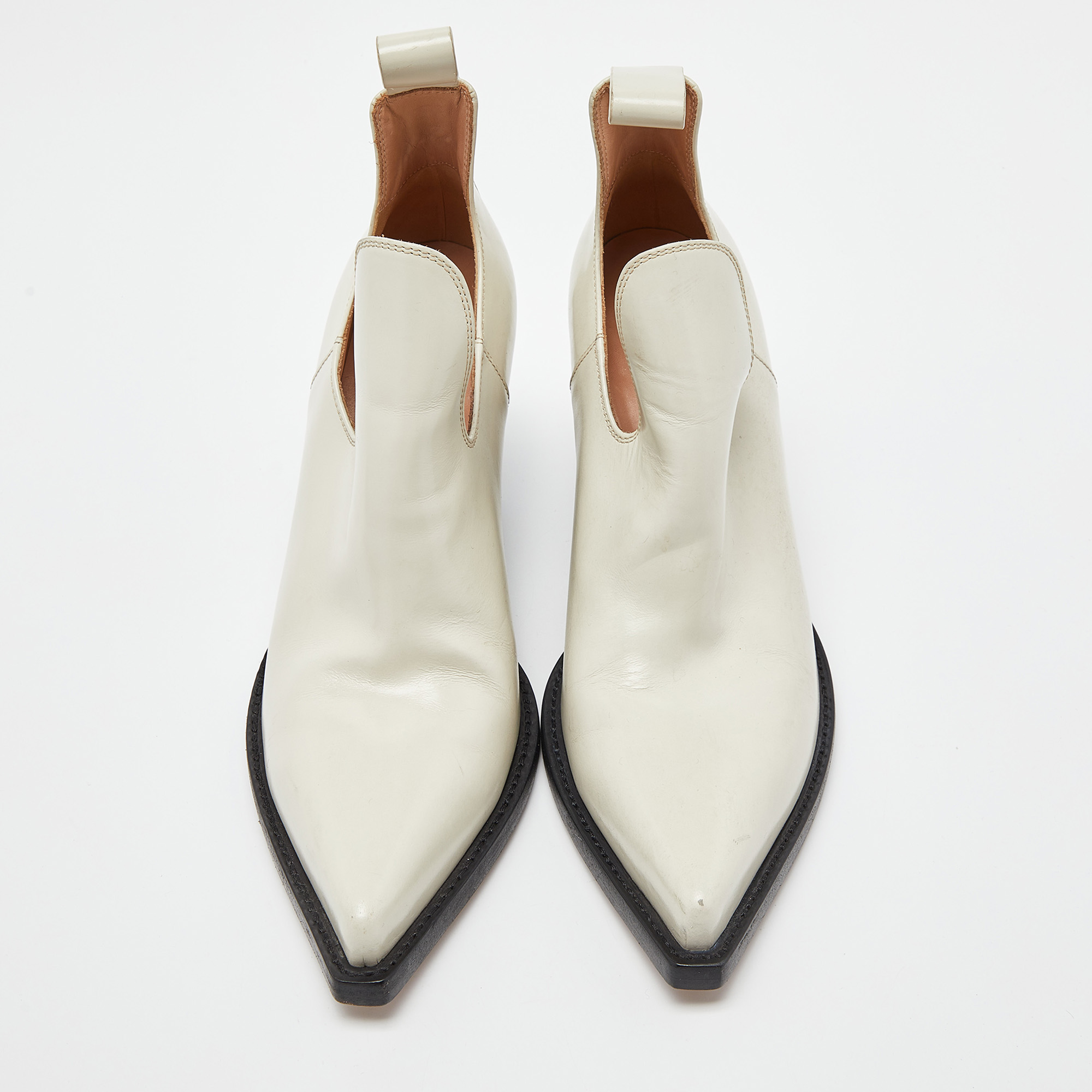Bottega Veneta Off White Leather Lean Ankle Boots Size 38