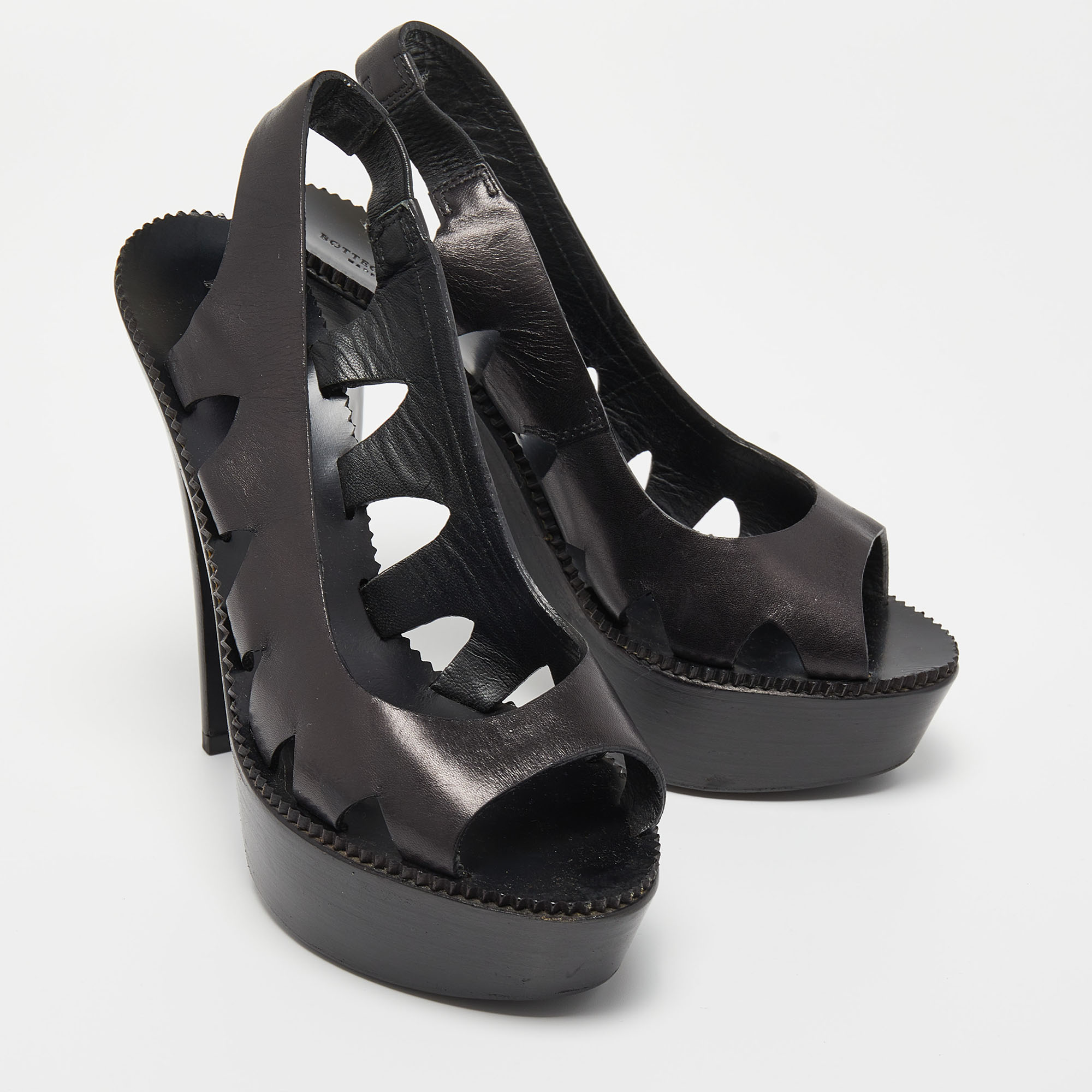 Bottega Veneta Black Leather Sllingback Platform Sandals Size 38.5