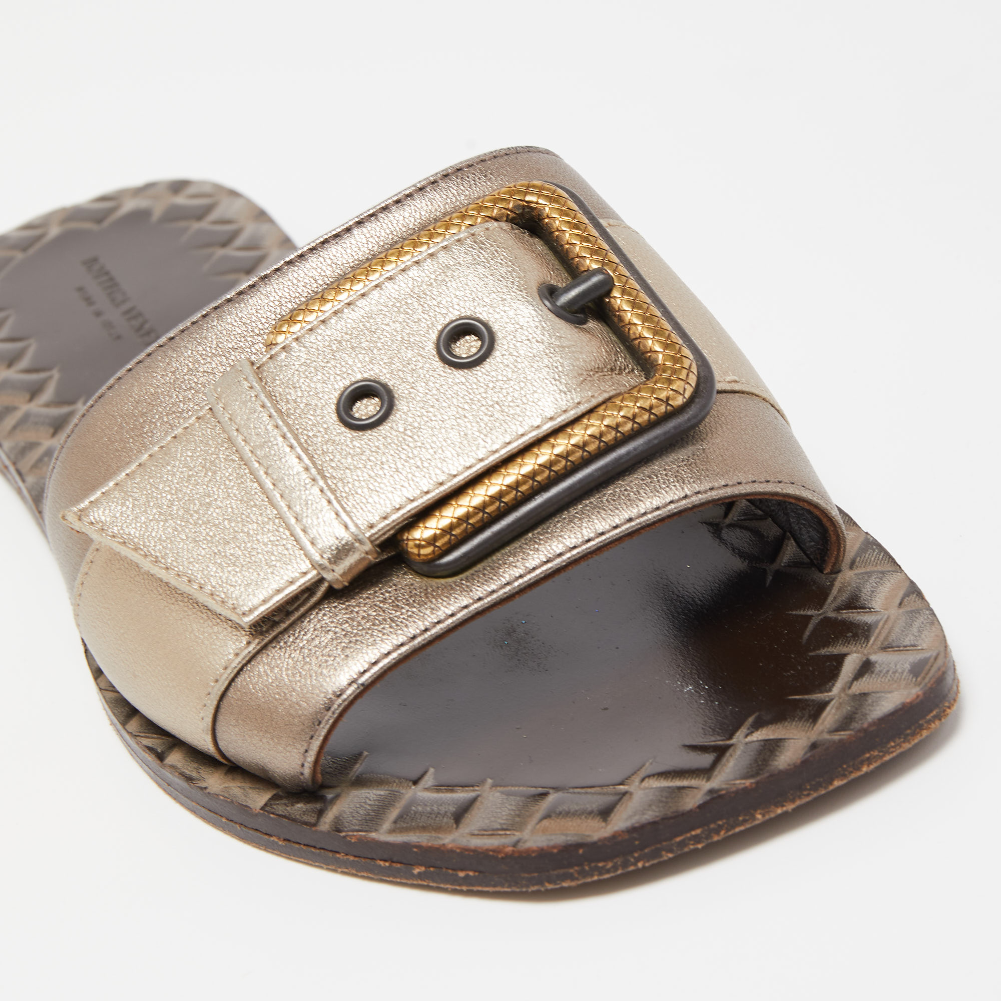 Bottega Veneta Metallic Leather Buckle Detail Flat Slides Size 37