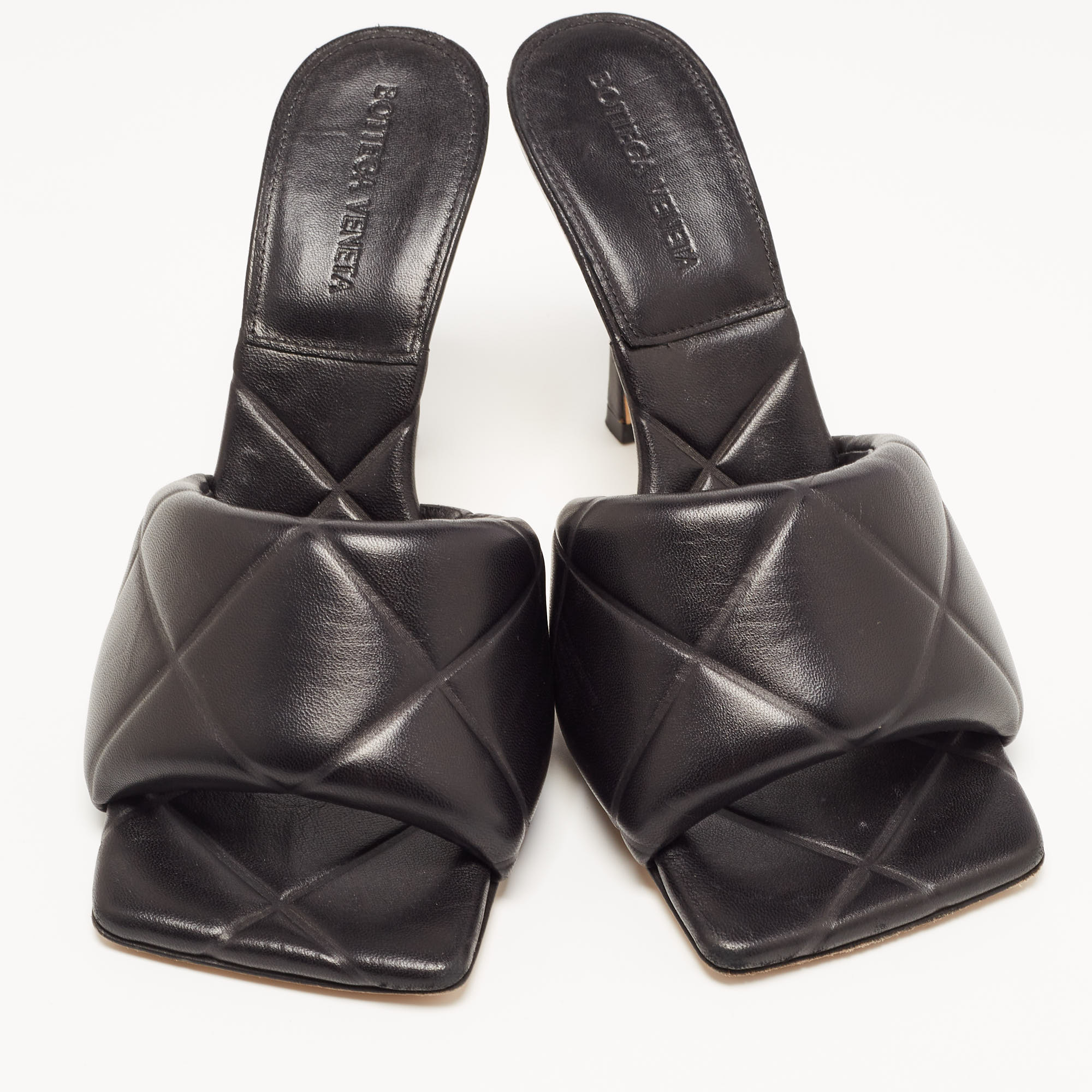 Bottega Veneta Black Leather Lido Slide Sandals Size 38.5
