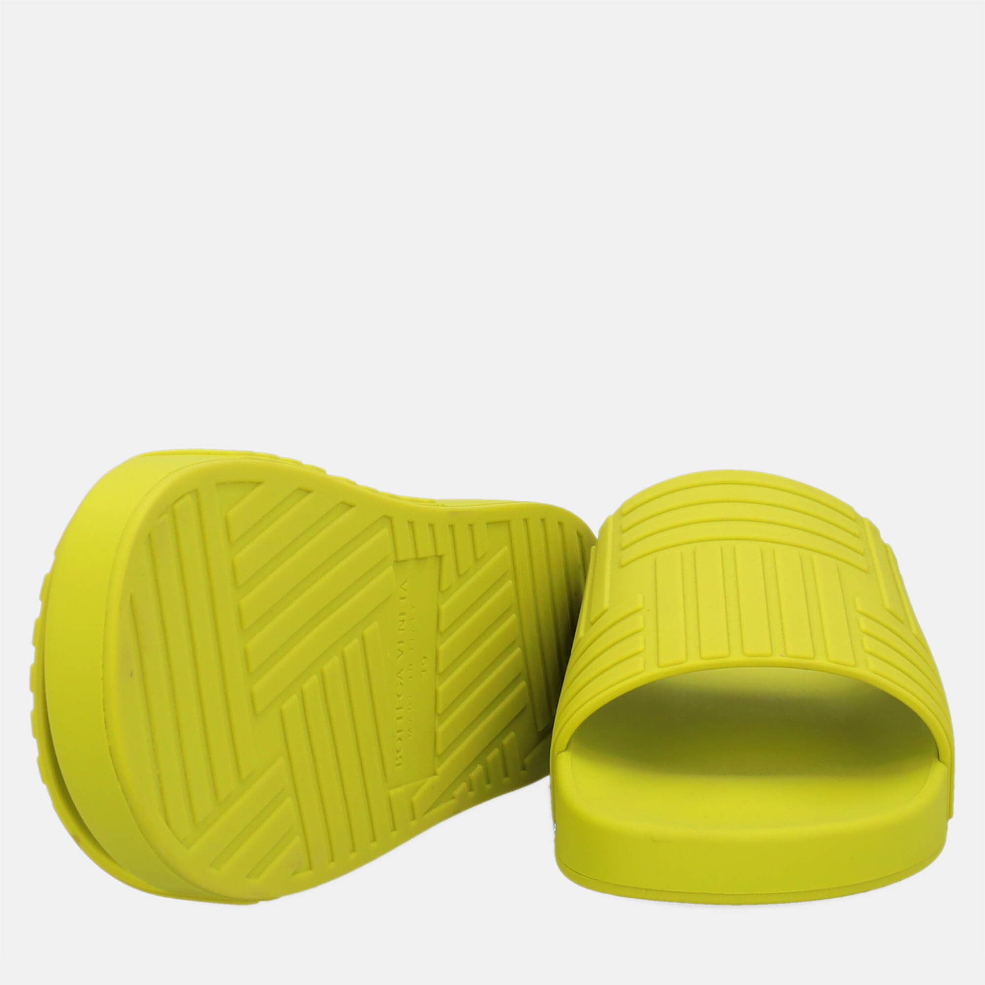 Bottega Veneta  Women's Synthetic Fibers Slippers - Green - EU 39