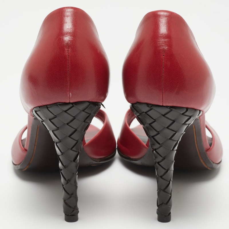 Bottega Veneta Red Leather Sandals Size 40.5