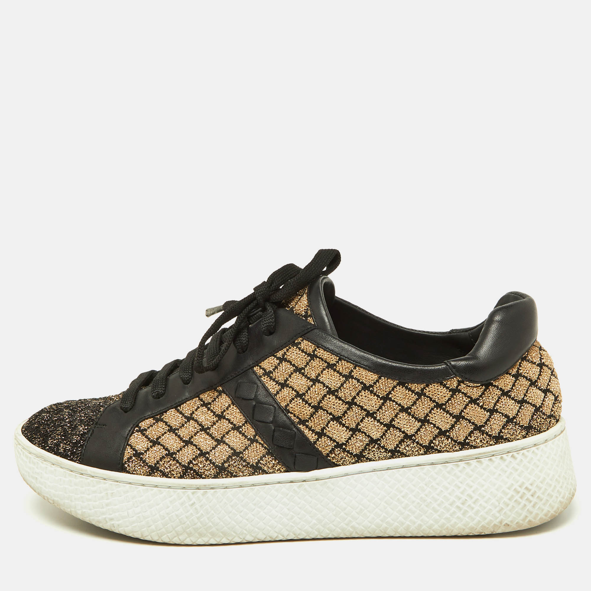 Bottega veneta black/gold woven fabric and leather low top sneakers size 39.5