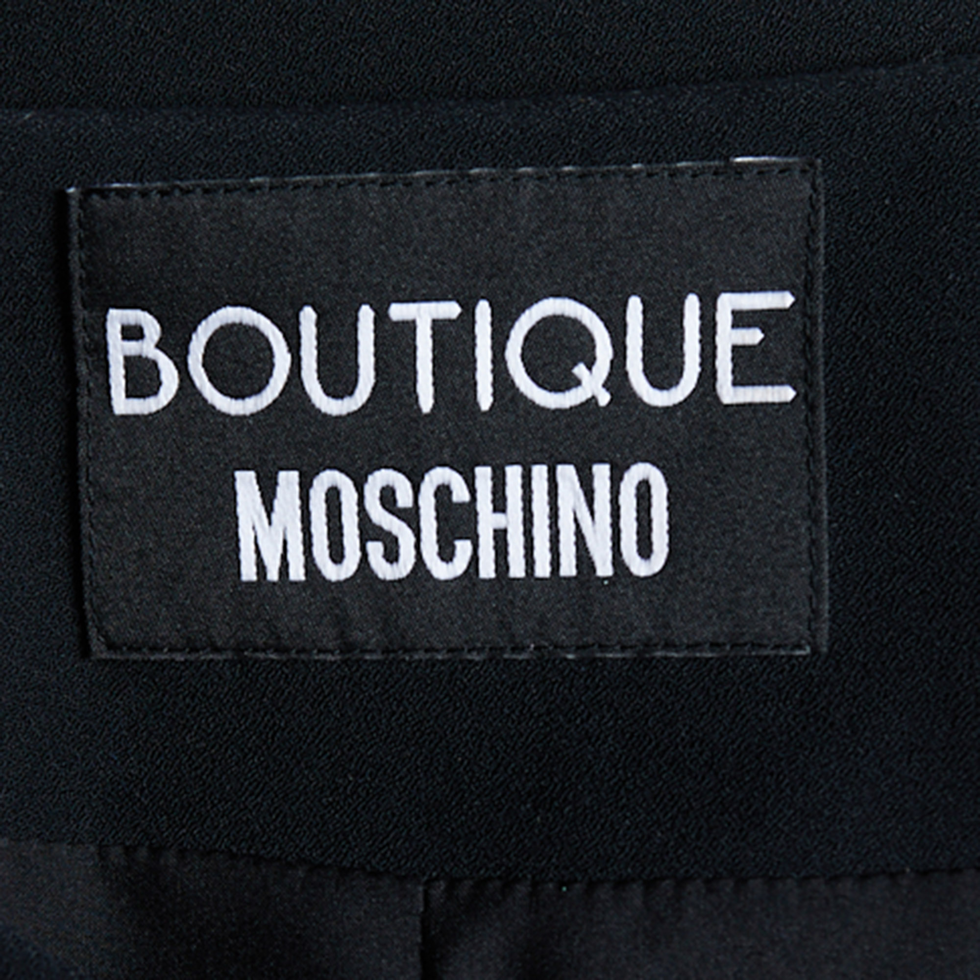 Boutique Moschino Black Crepe Oversize Logo Button Detail Cropped Jacket S