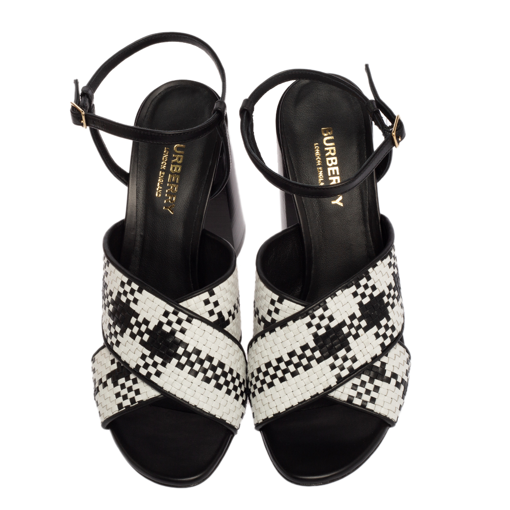 Burberry White/Black Woven Leather Block Heel Sandals Size 37.5