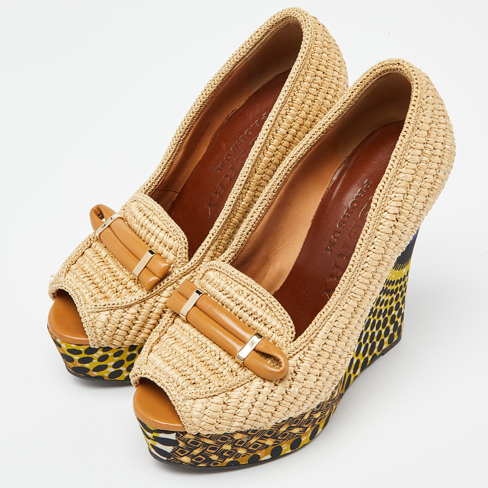 Burberry Beige Raffia And Fabric Open Toe Wedge Pumps Size 38.5