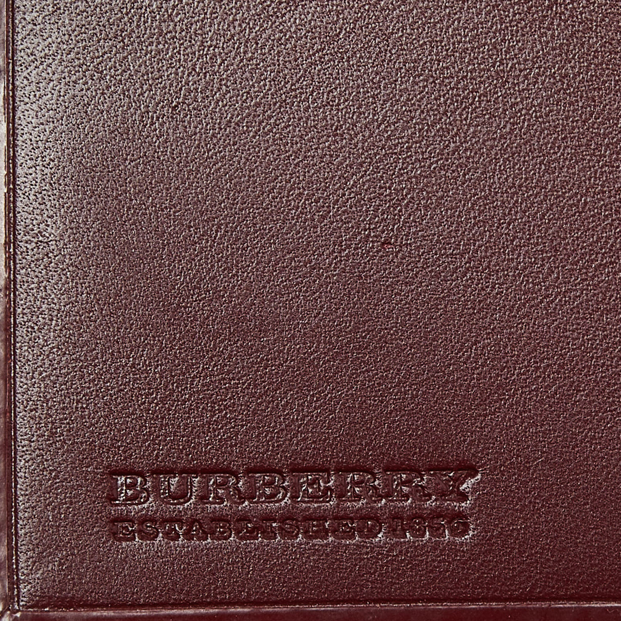 Burberry Burgundy Heart Nova Coated Canvas And Patent Leather Agenda Cover
