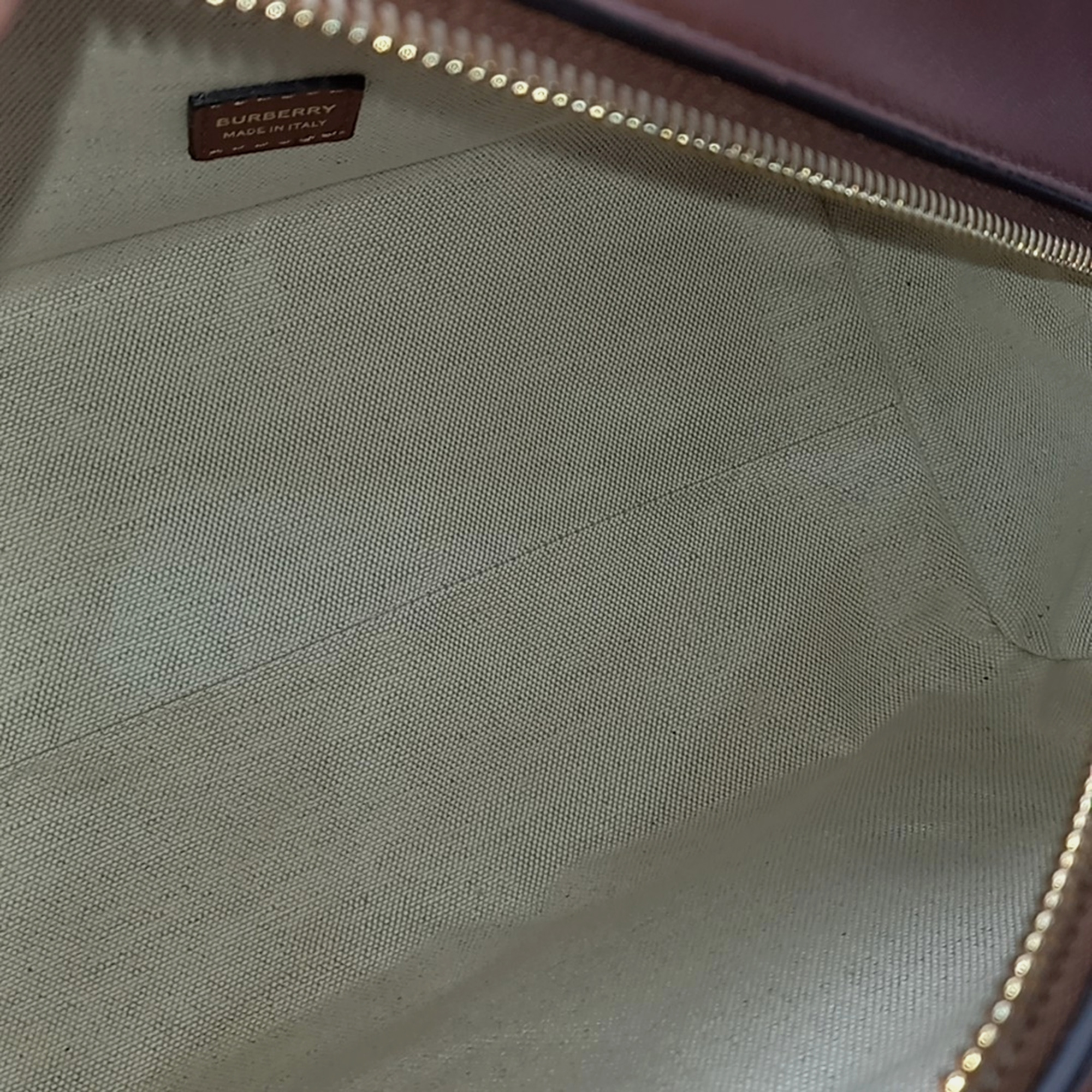 Burberry Chain Shoulder Bag