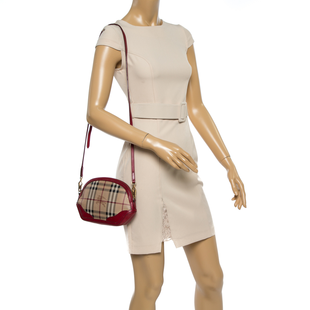 Burberry Red/Beige Haymarket Check Coated Canvas and Leather Mini Orchard Crossbody Bag
Burberry Red/Beige Haymarket Check Coated Canvas and Leather Mini Orchard Crossbody Bag