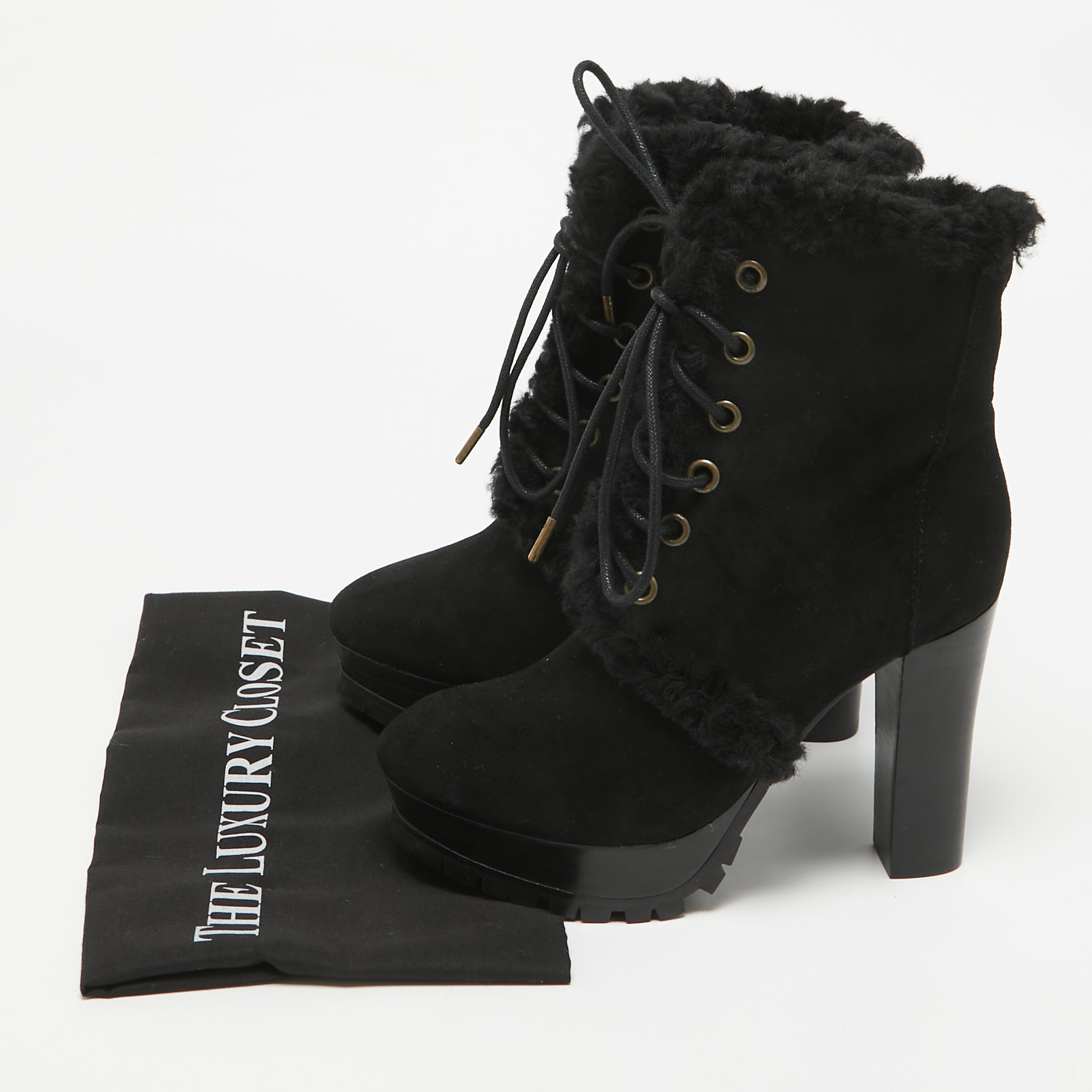 Burberry Black Suede And Fur Ankle Length Boots Size 36