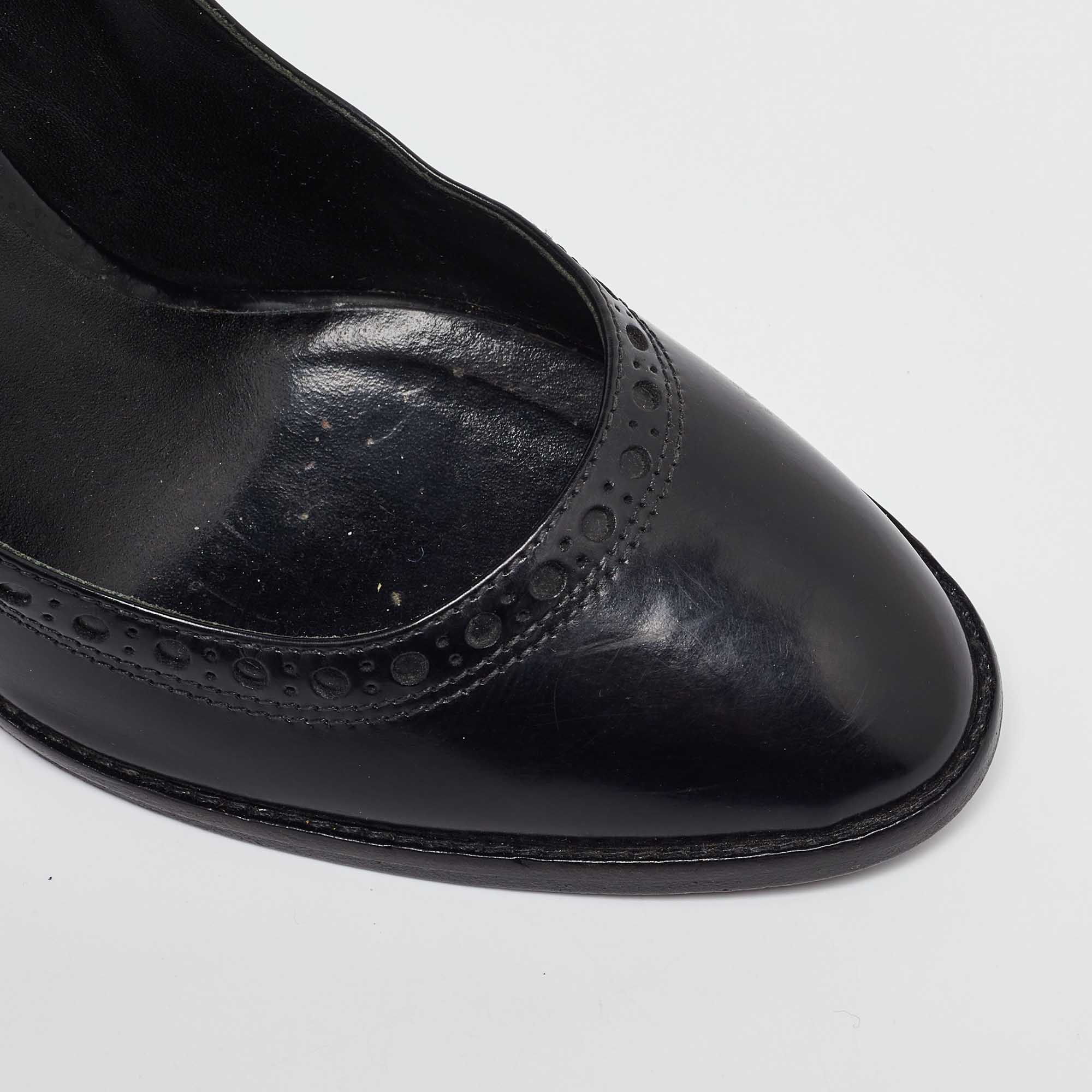 Burberry Black Leather Brogue Pumps Size 39