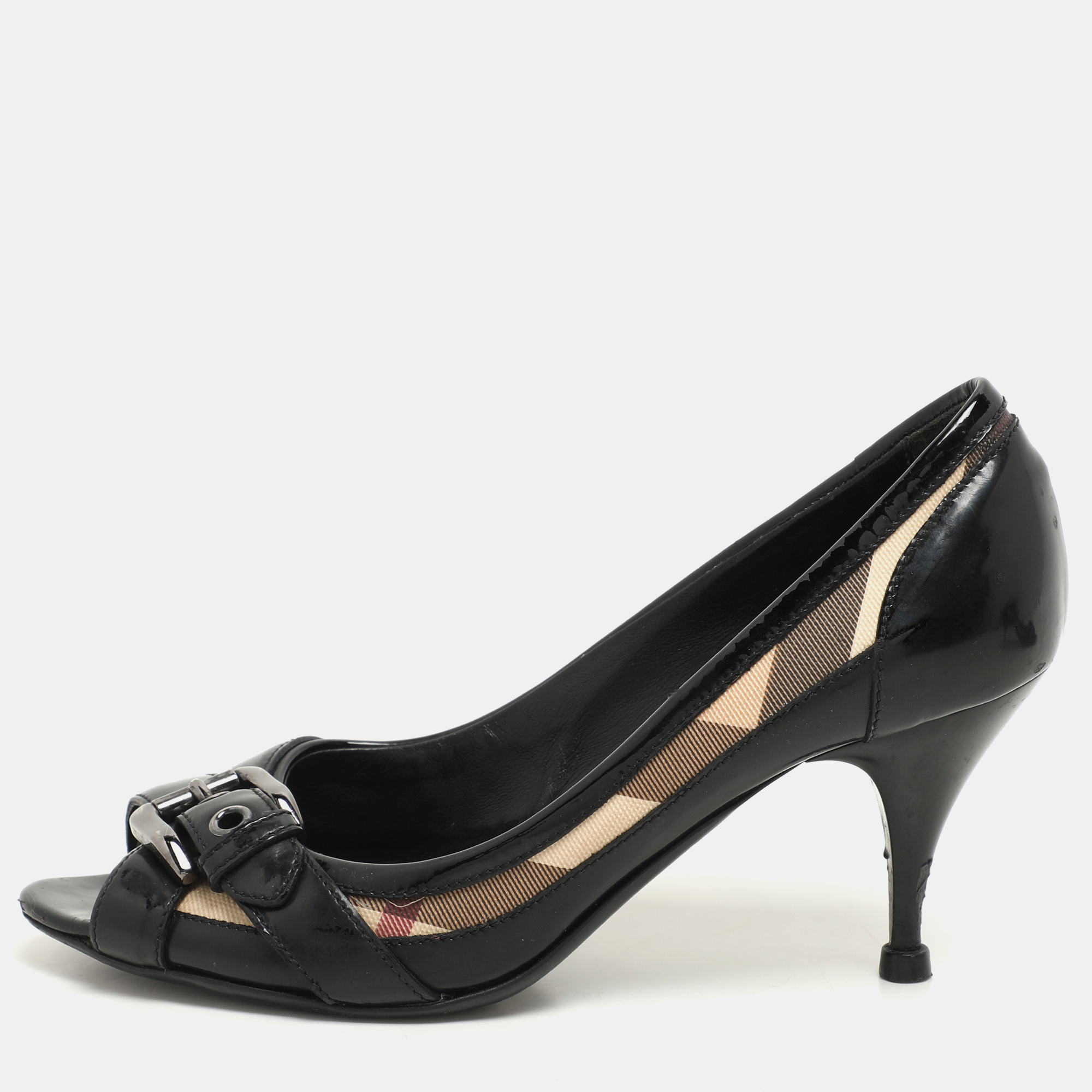 Burberry Black/Beige Patent Leather and Nova Check Coated Canvas Buckle Peep Toe Pumps Size
Burberry Black/Beige Patent Leather and Nova Check Coated Canvas Buckle Peep Toe Pumps Size
