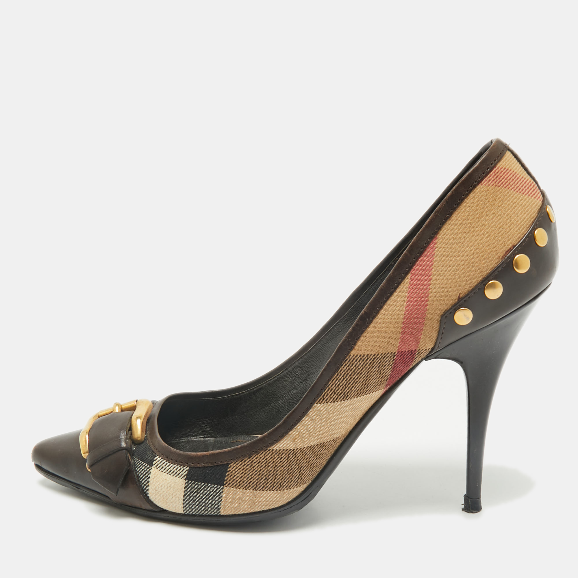 Burberry Beige/Brown Leather and Nova Check Canvas Pointed Toe Pumps Size
Burberry Beige/Brown Leather and Nova Check Canvas Pointed Toe Pumps Size