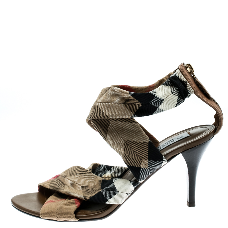 Burberry Beige Nova Check Canvas Cross Straps Platform Sandals Size
Burberry Beige Nova Check Canvas Cross Straps Platform Sandals Size