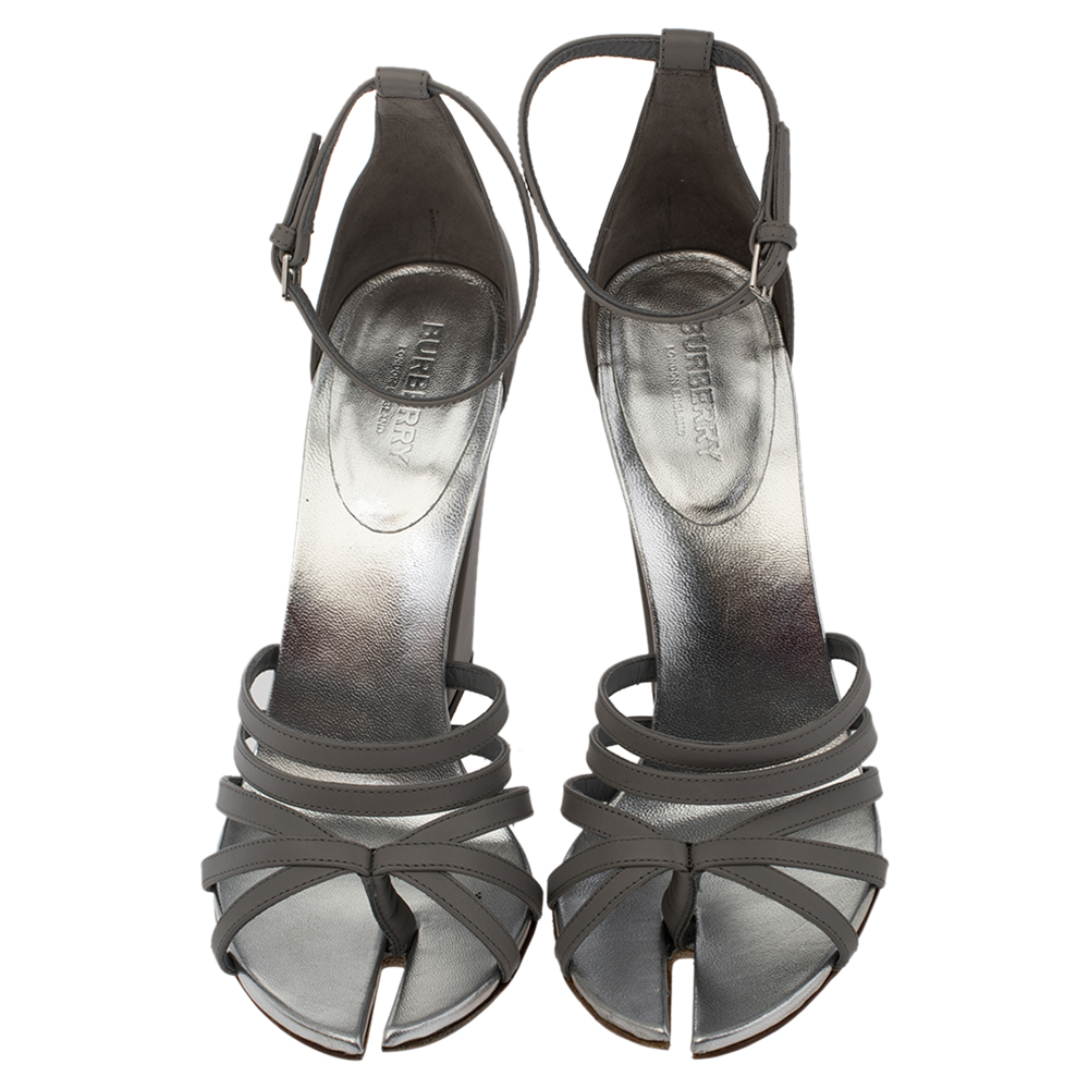 Burberry Cloud Grey Leather Hove Heel Ankle Strap Sandals Size 40
