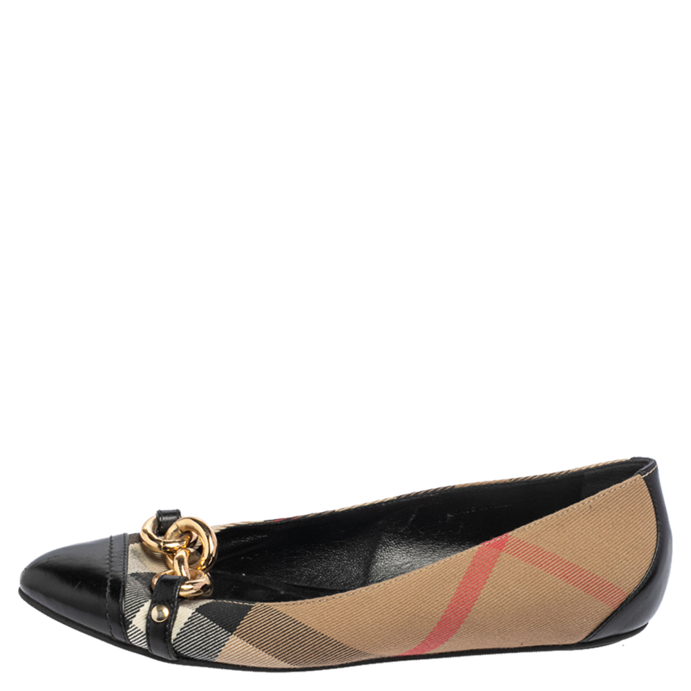 Burberry Black Beige House Check Canvas, Leather Shipley Gold Chain Ballet Flats Size
Burberry Black Beige House Check Canvas, Leather Shipley Gold Chain Ballet Flats Size