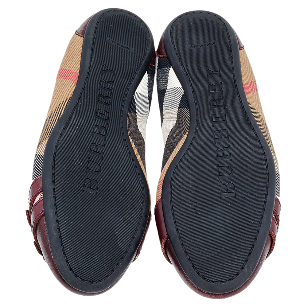 Burberry Beige/Burgundy Nova Check Canvas And Leather Ballet Flats Size 35