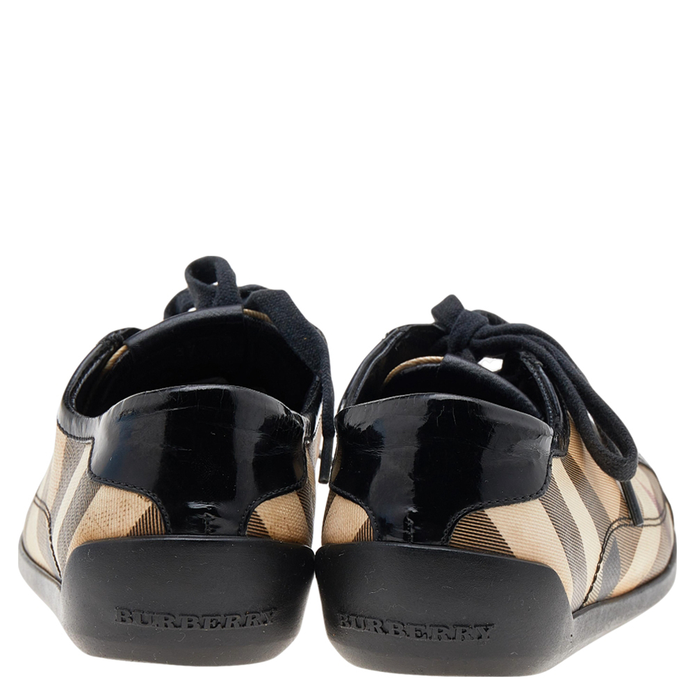 Burberry Black/Beige Canvas And Patent Leather Low Top Sneakers Size 37