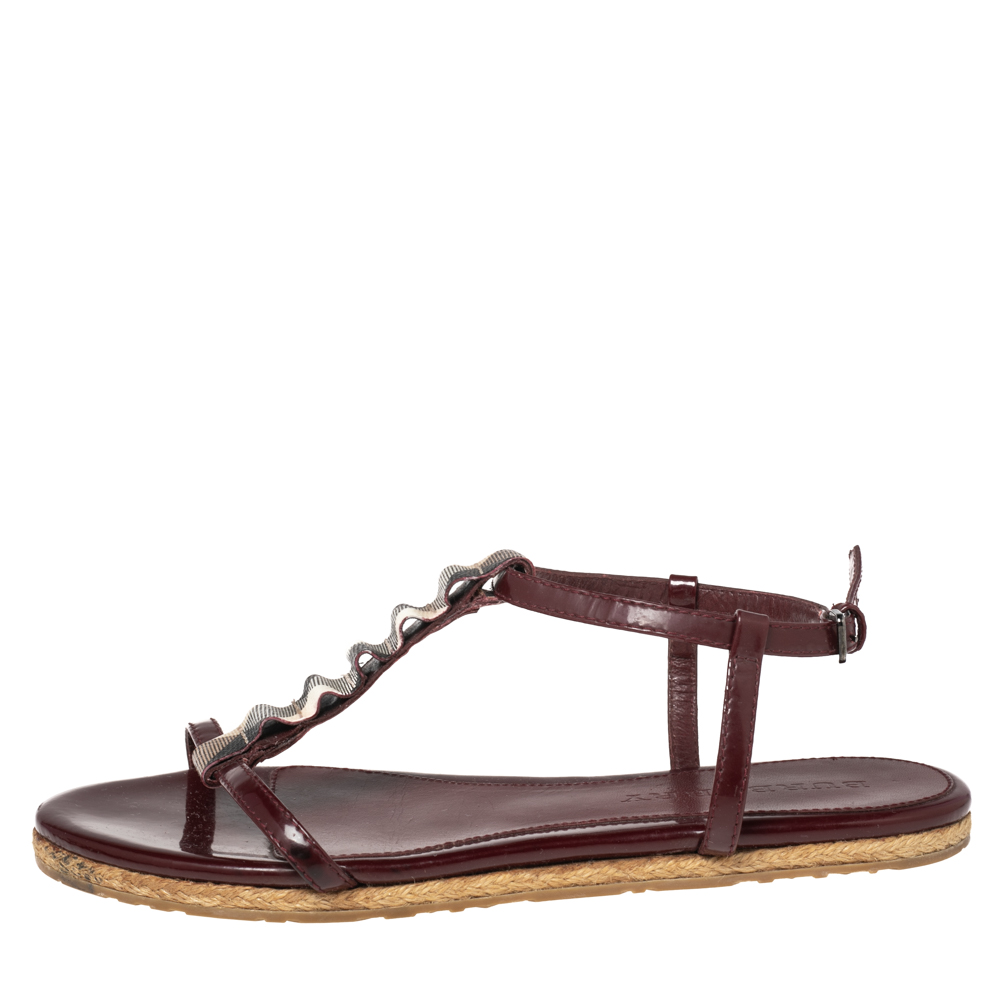 

Burberry Burgundy Patent Leather and Nova Check Coated Canvas T-Strap Flat Sandals Size