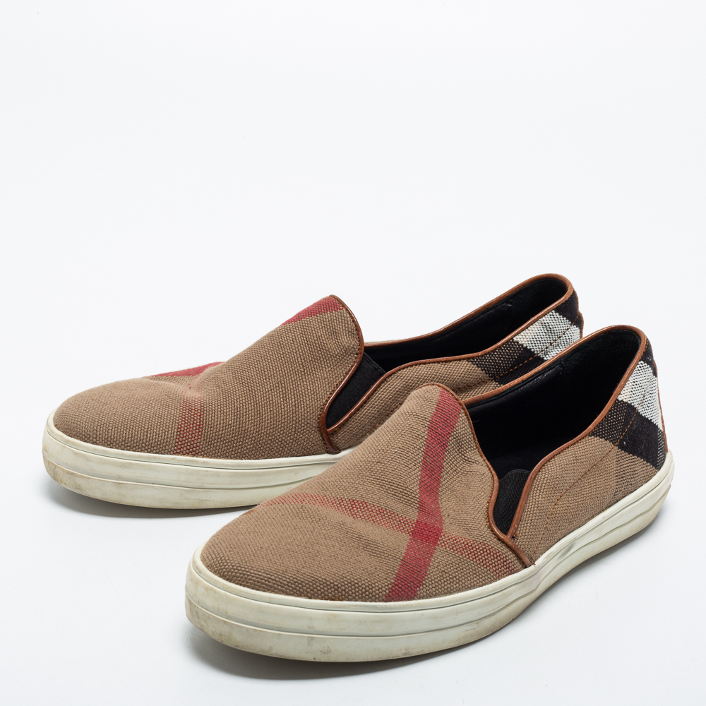 Burberry Multicolor Canvas And Leather Gauden Slip On Sneakers Size, Beige
Burberry Multicolor Canvas And Leather Gauden Slip On Sneakers Size, Beige