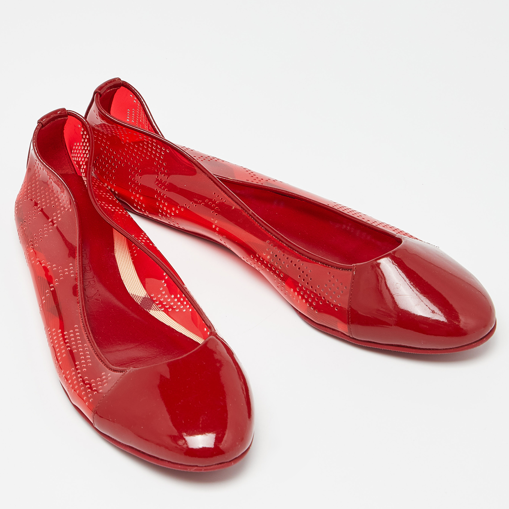Burberry Red PVC And Patent Cap Toe Ballet Flats Size 41