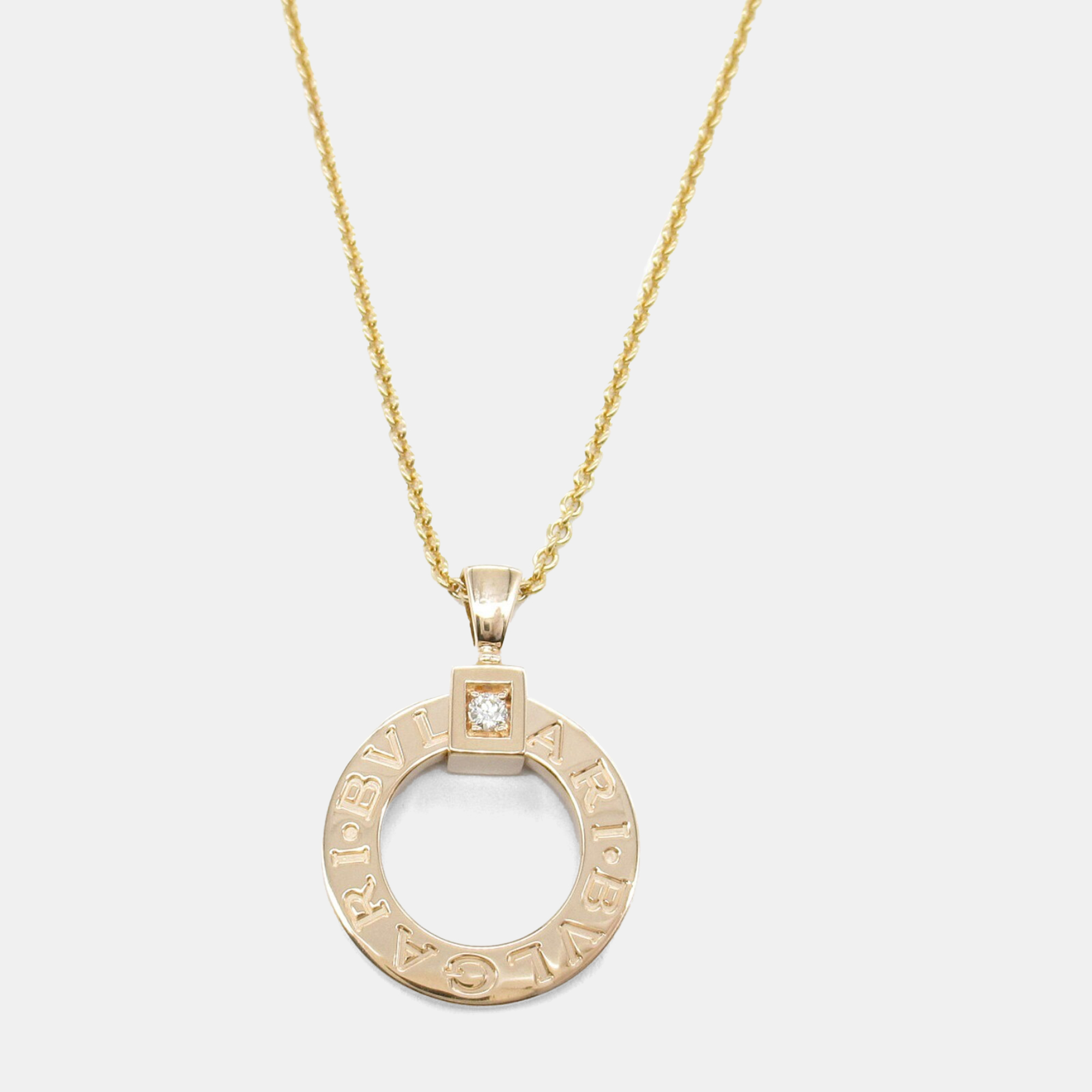 Bvlgari 18K Rose Gold Diamond Bvlgari Bvlgari Pendant Necklace
Bvlgari 18K Rose Gold Diamond Bvlgari Bvlgari Pendant Necklace