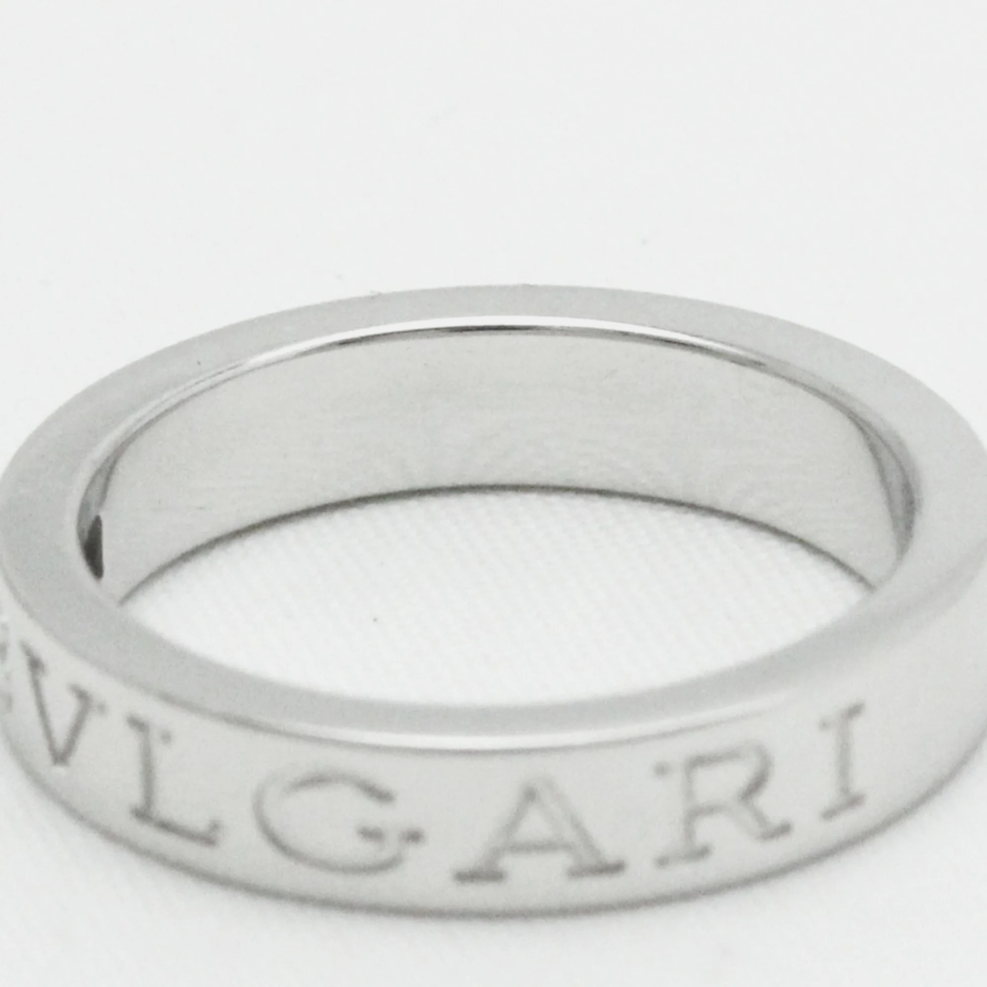 Bvlgari 18K White Gold Diamond Ring EU 52