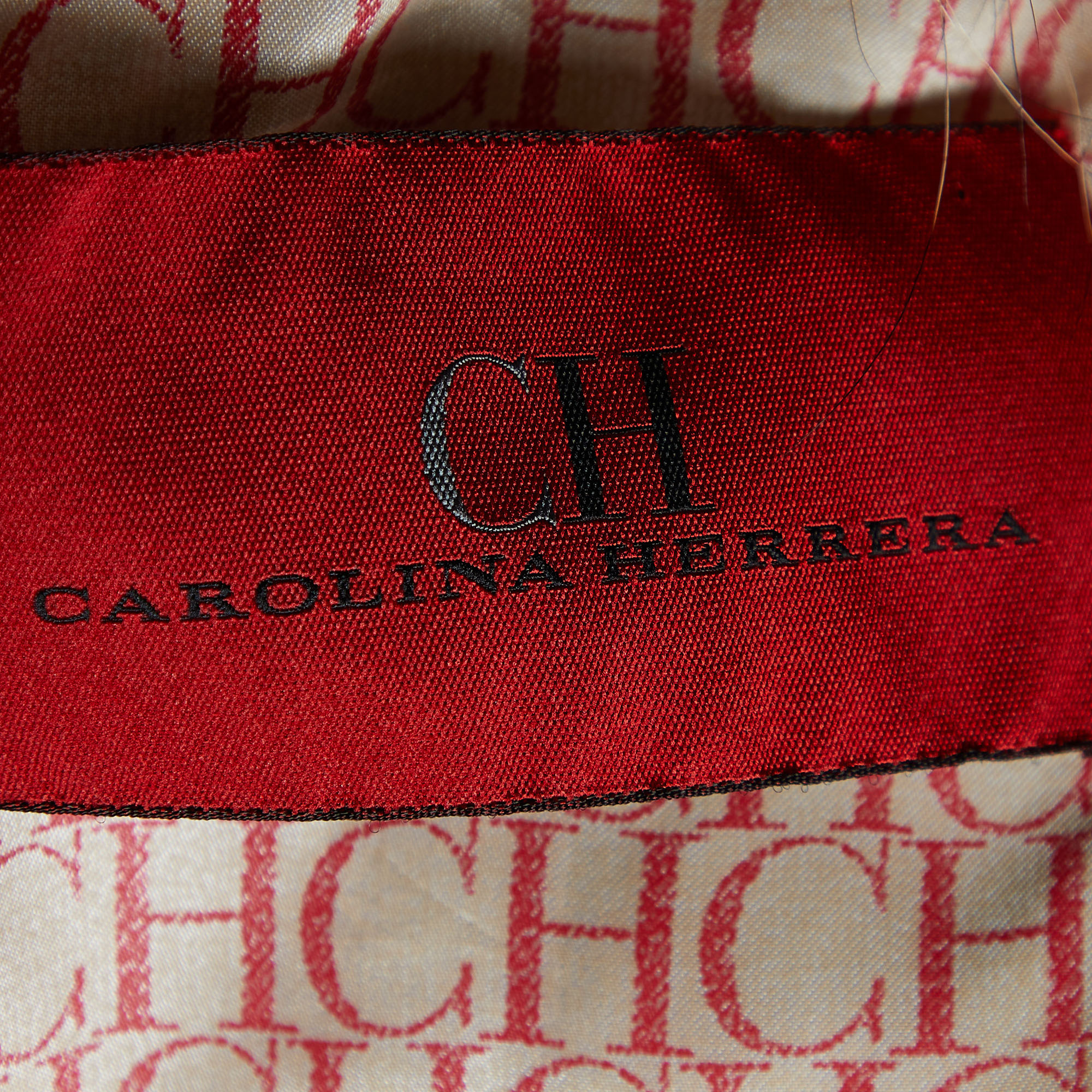 Carolina Herrera Beige Gabardine & Fur Detail Collar Trench Coat L