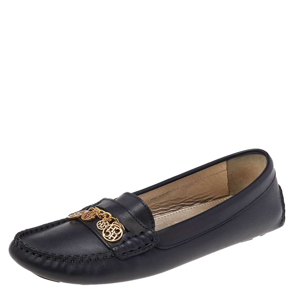 Ch carolina herrera black leather logo charm detail slip on loafers size 39