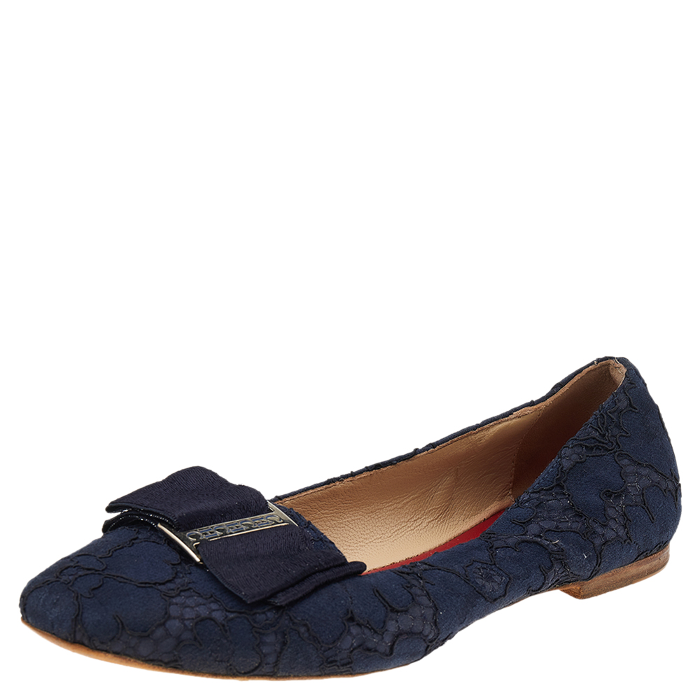 Ch carolina herrera blue lace and fabric bow loafers size 38