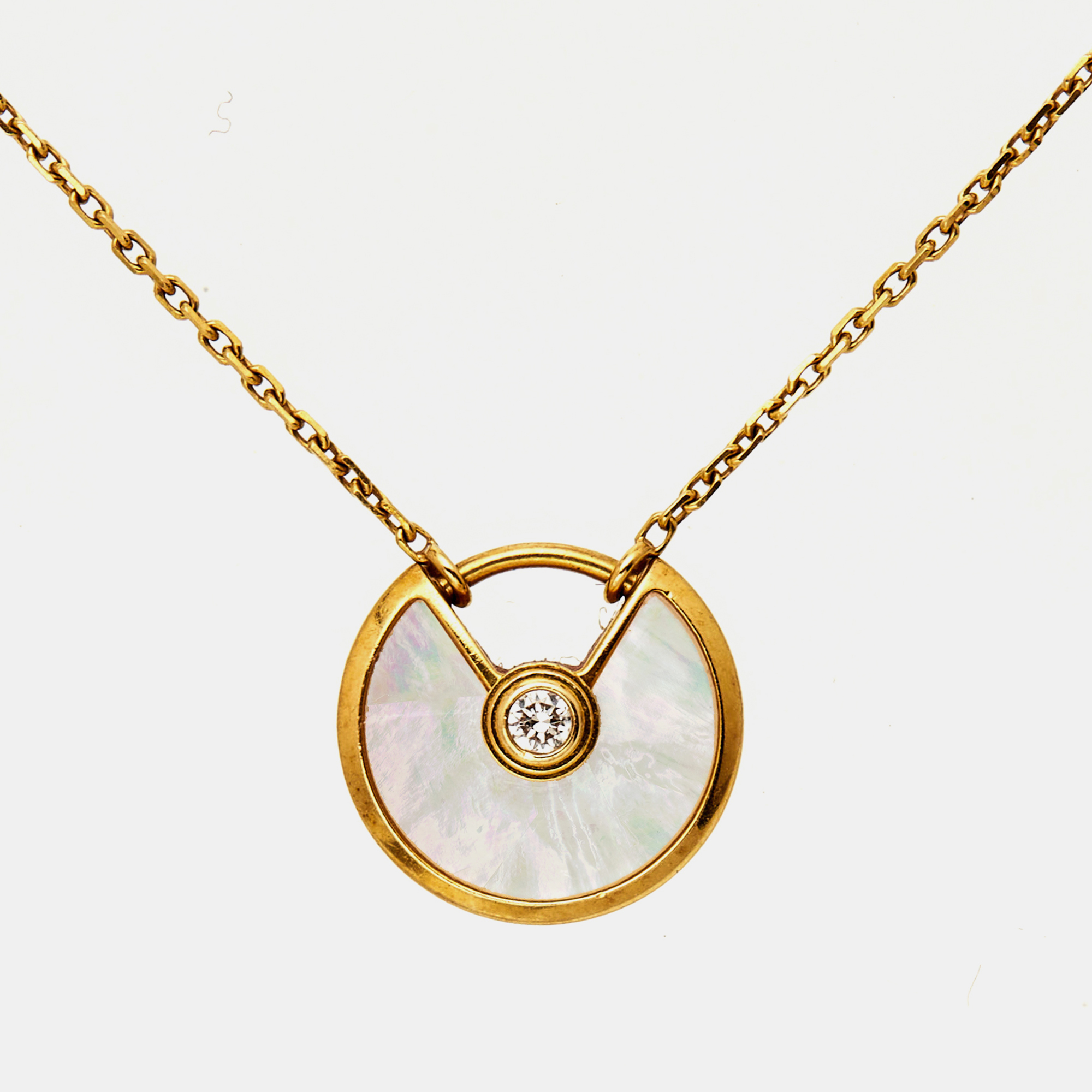 Cartier Amulette De Cartier Mother Of Pearl Diamonds 18k Yellow Gold XS Model Necklace