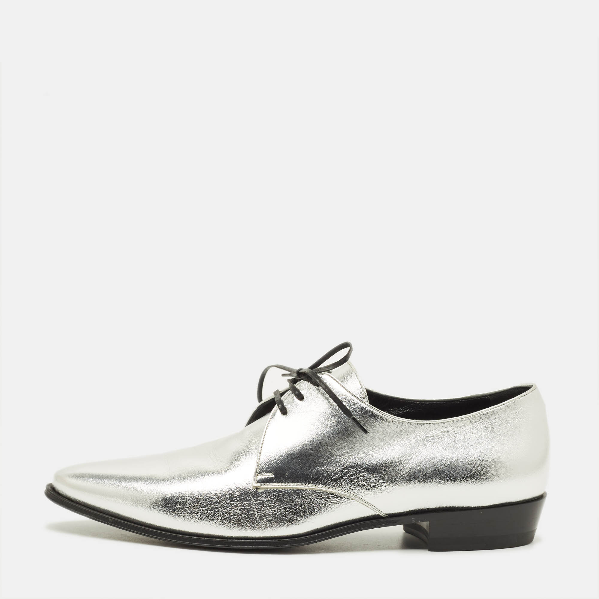 Celine Size Metallic Silver Leather Lace Up Oxfords
Celine Size Metallic Silver Leather Lace Up Oxfords