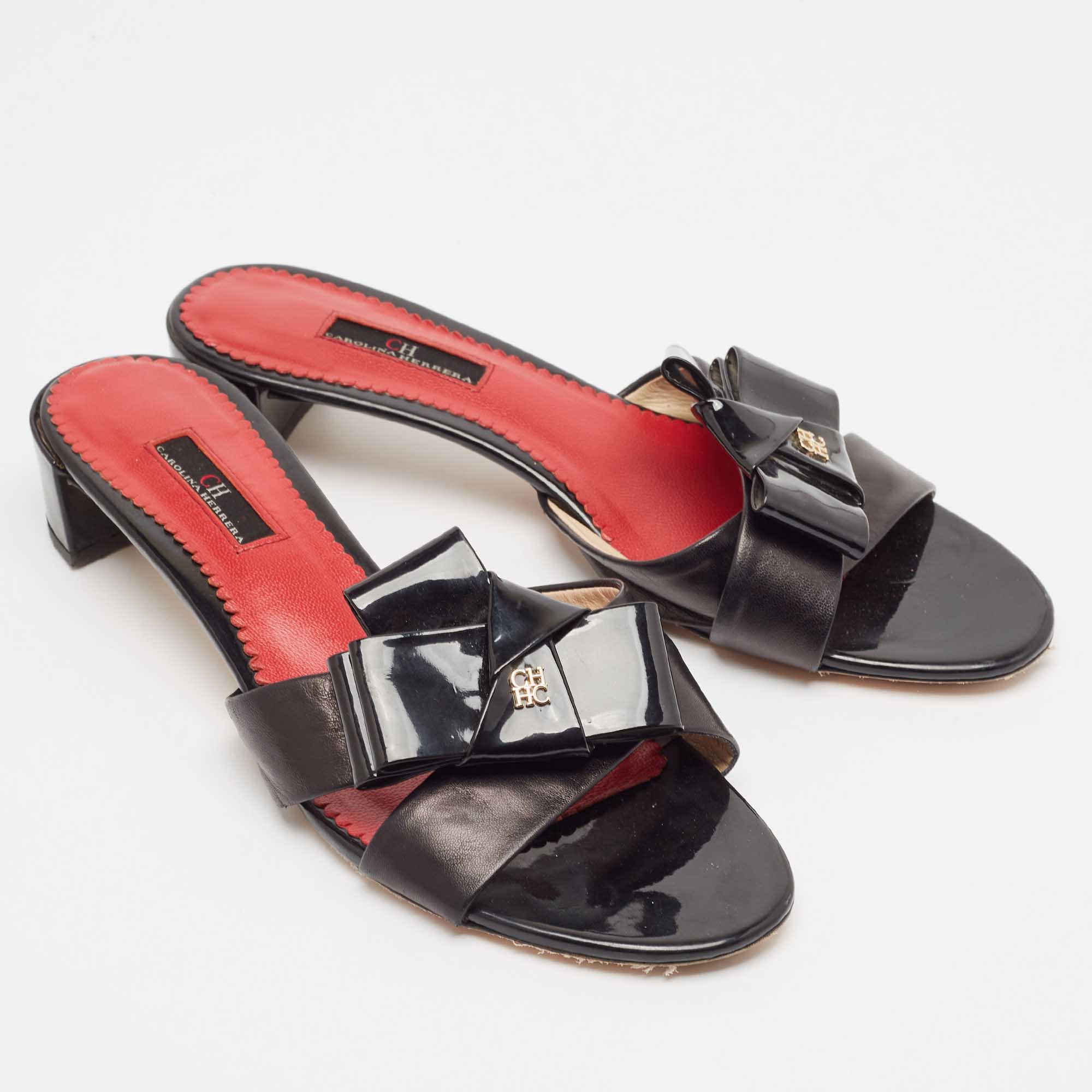 CH Carolina Herrera Black Leather Crisscross Slide Sandals Size 40