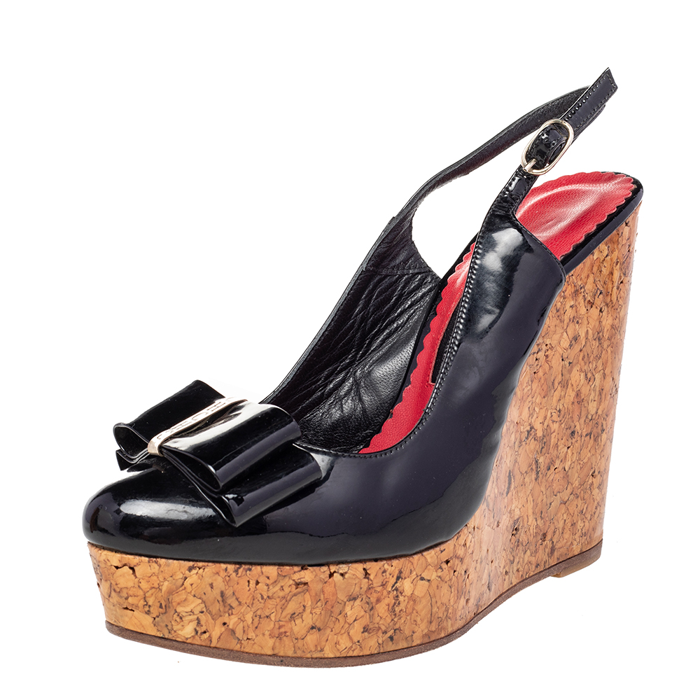 Ch carolina herrera black leather bow wedge sandals size 37