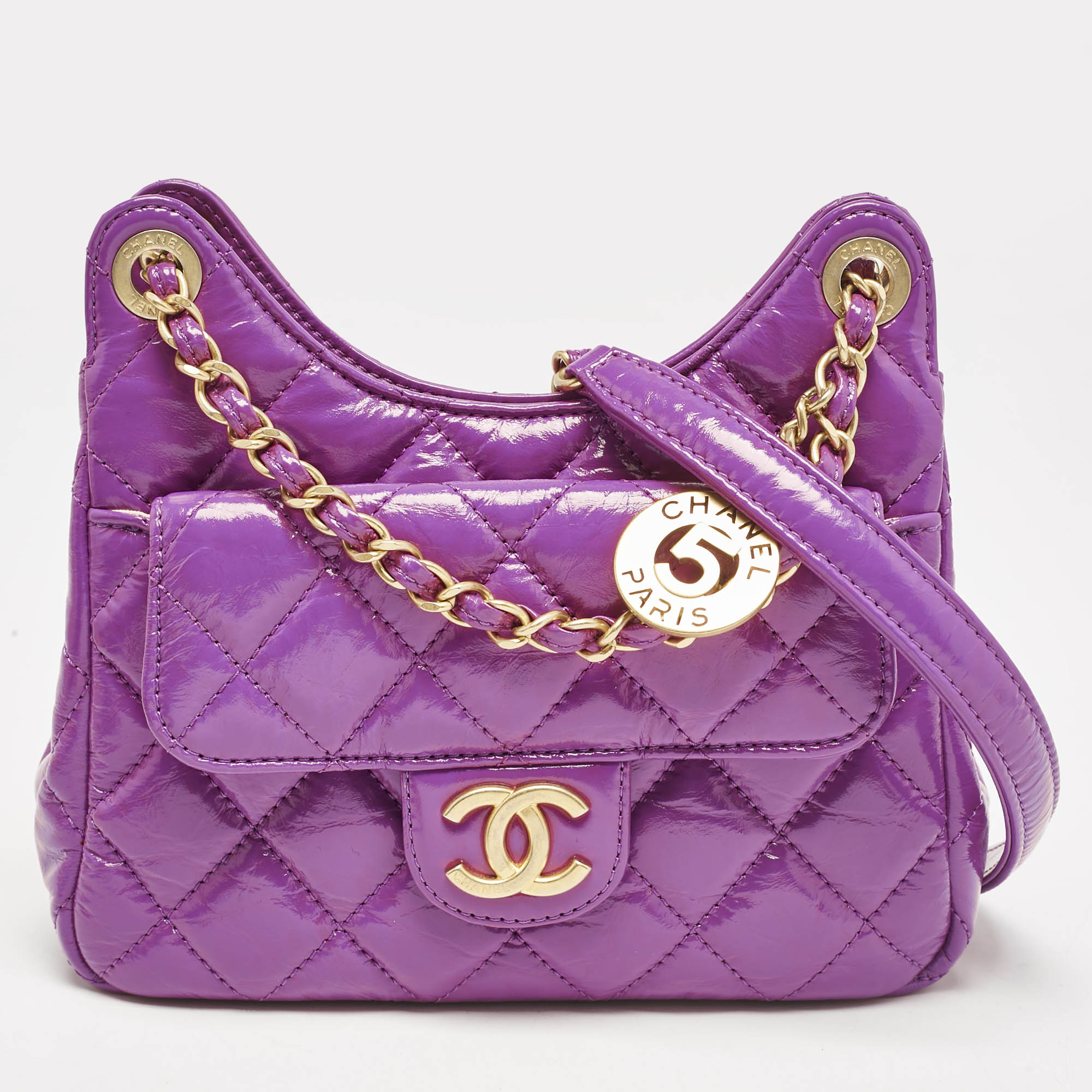 Chanel Purple Shiny Crumpled Quilted Leather Small Wavy CC Hobo
Chanel Purple Shiny Crumpled Quilted Leather Small Wavy CC Hobo