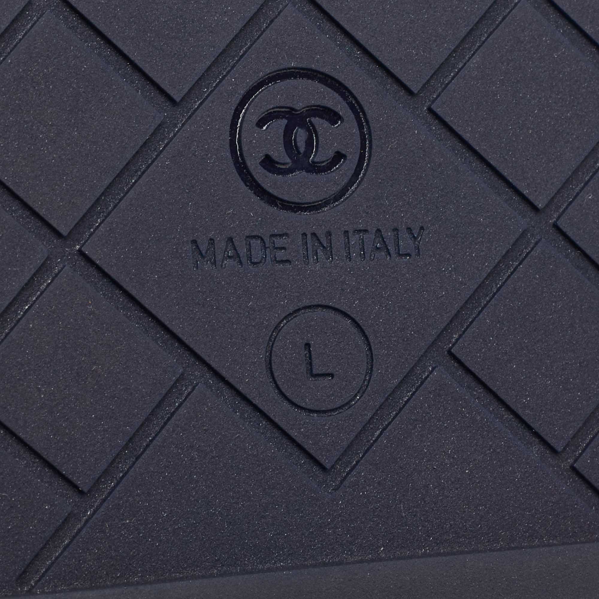 Chanel Navy Blue Leather Chain Link CC Flat Slides Size L