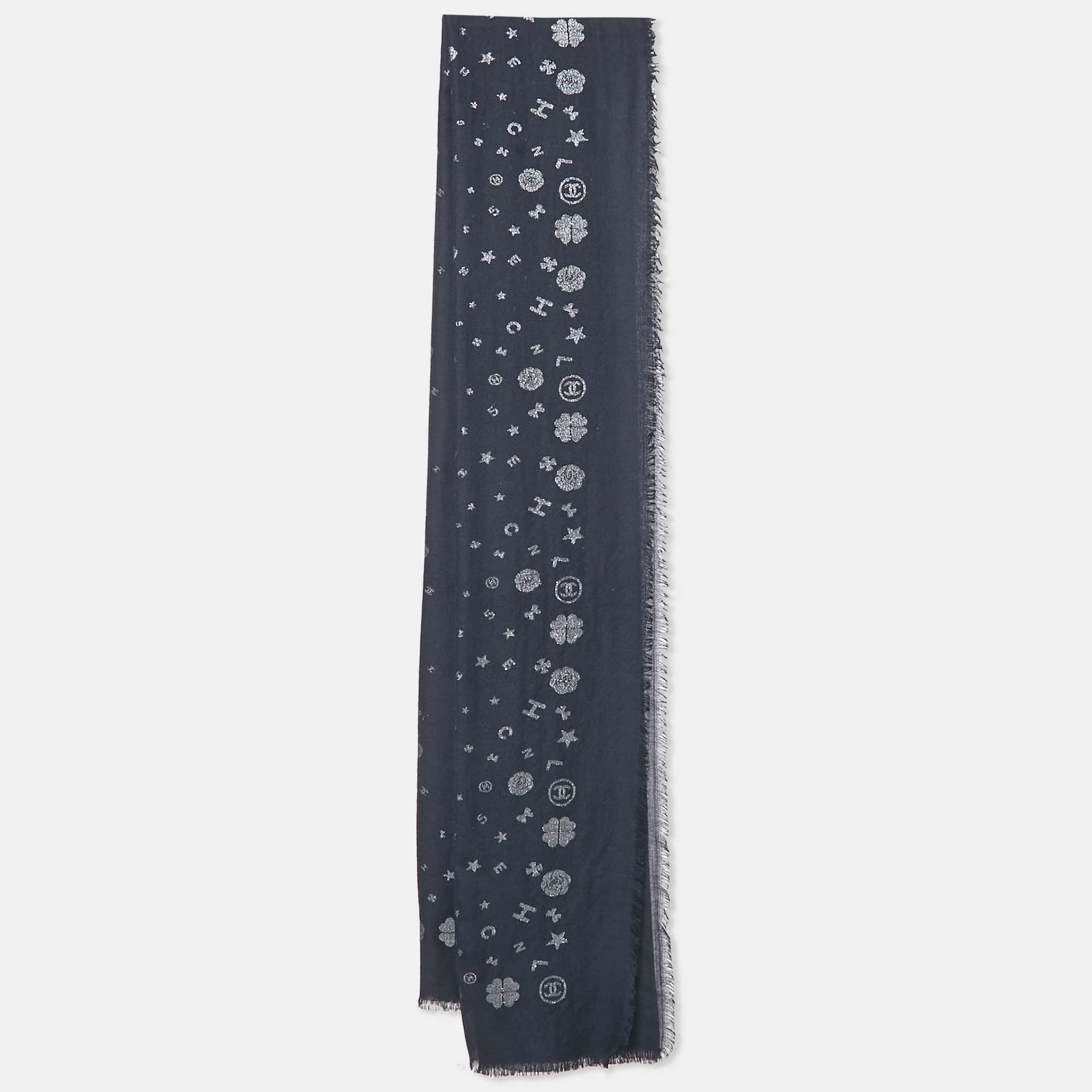 Chanel Navy Blue Lurex Brocade Cashmere Blend Frayed Edge Scarf
Chanel Navy Blue Lurex Brocade Cashmere Blend Frayed Edge Scarf
