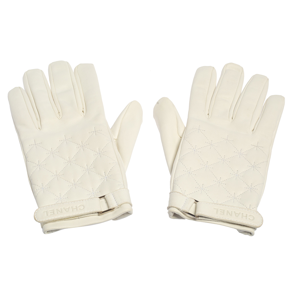 Chanel White Quilted Strap Gloves