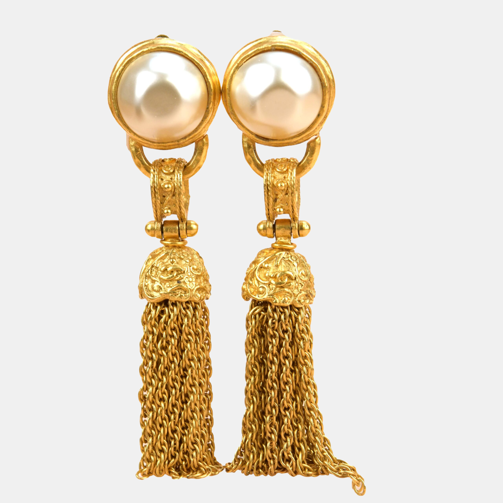 Chanel vintage 1994 gold plated pearl fringe tassel dangle clip on earrings