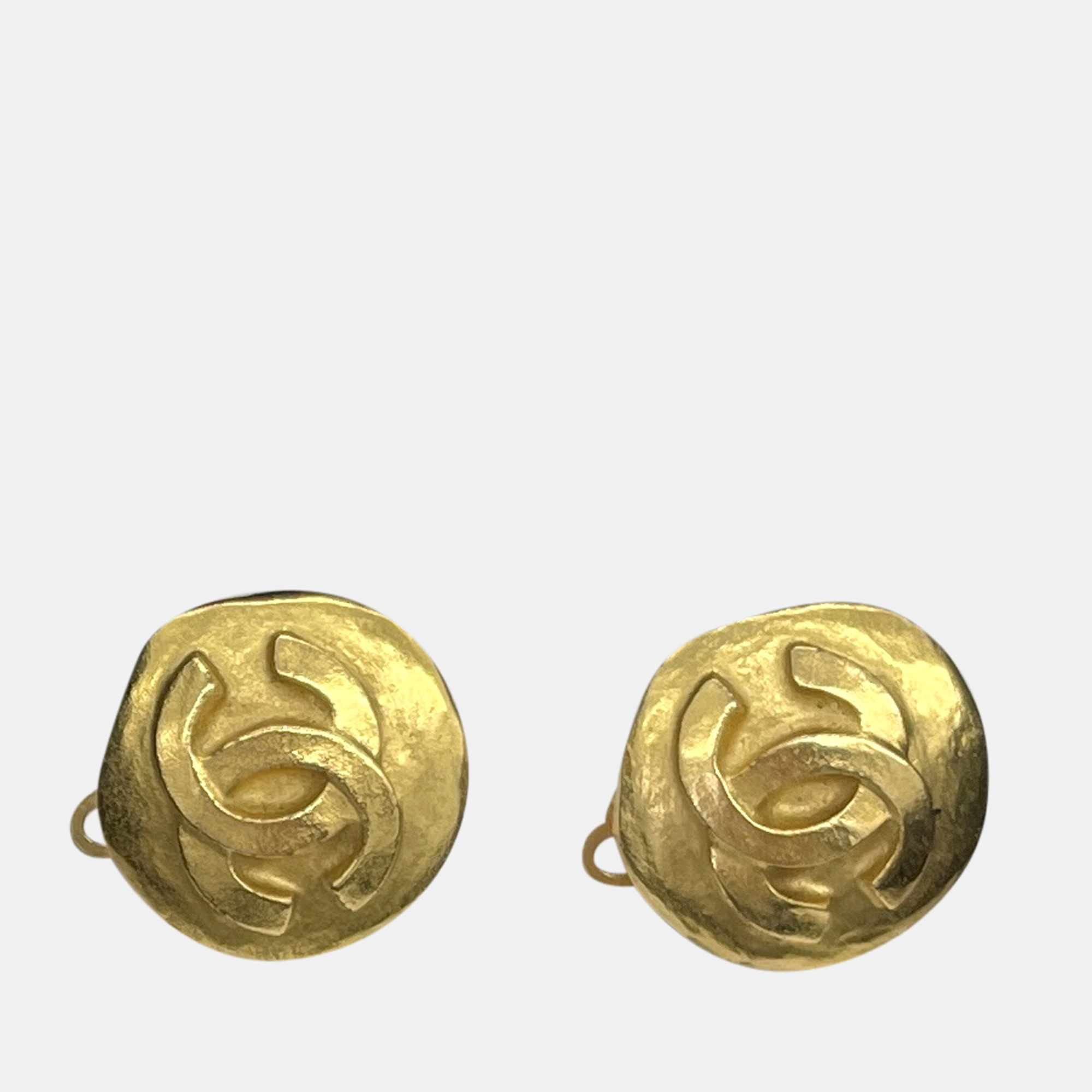 Chanel CC Yellow Gold Tone Metal Round CC Clip On Earrings