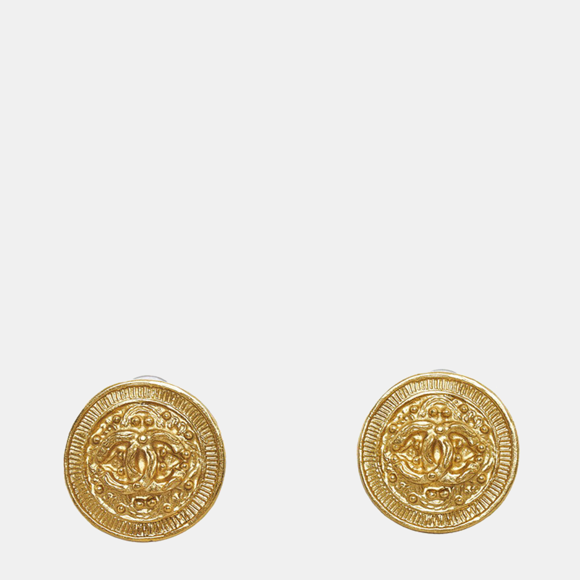Chanel Gold Metal CC Clip On Earrings Earrings