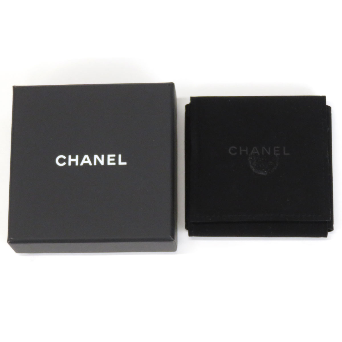 Chanel Black Metal CC Turnlock Hair Clip Hair Accessory