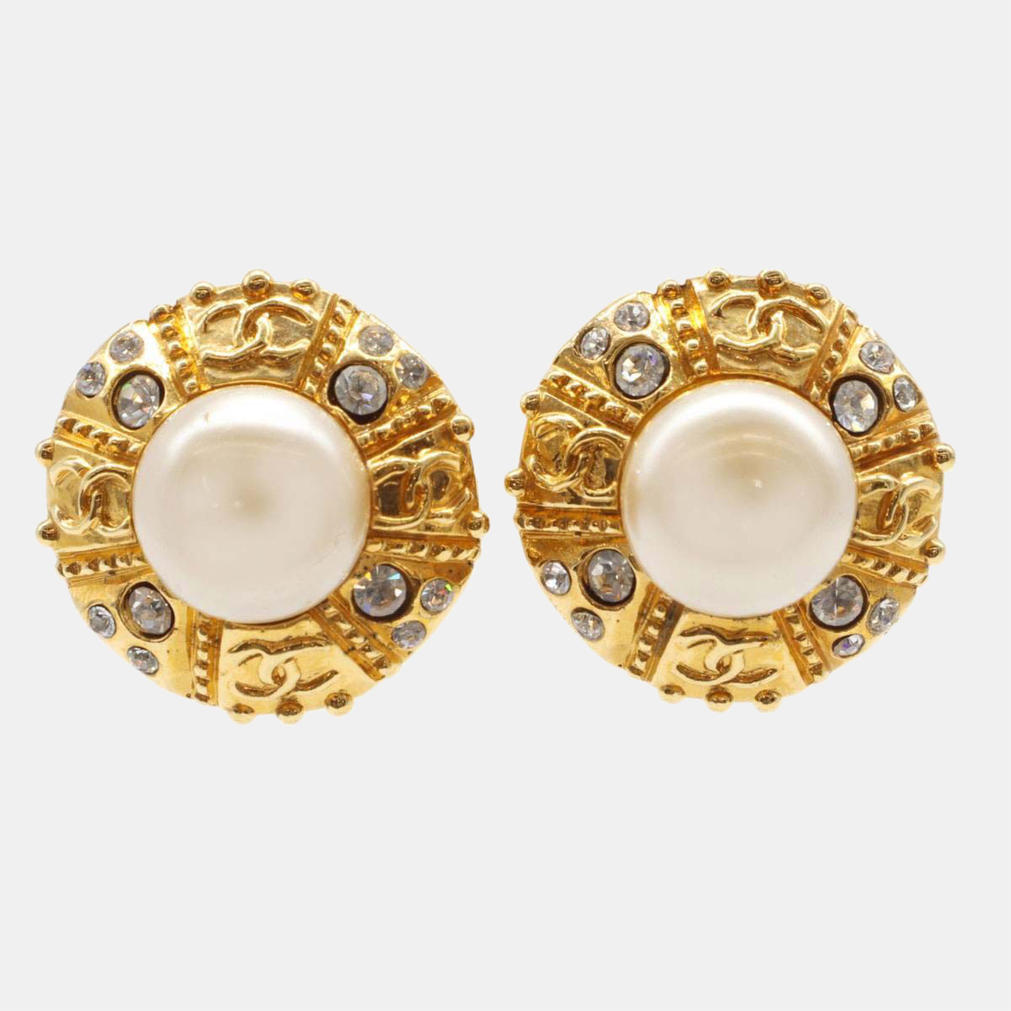 Chanel Gold Metal Round Frame Pearl Clip On Earrings