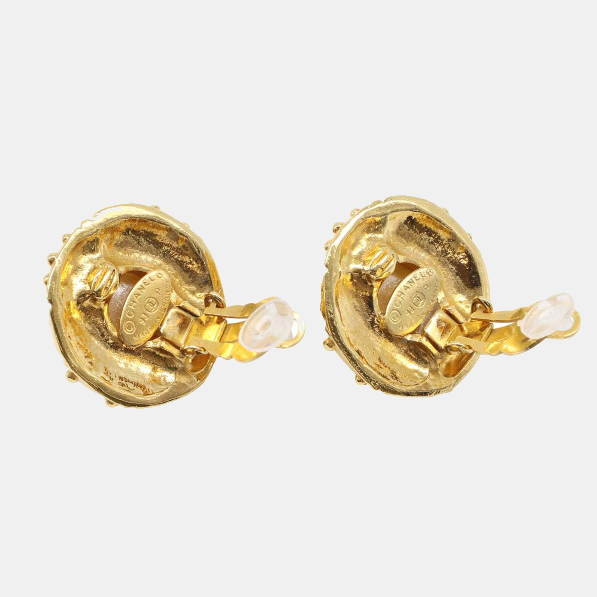 Chanel Gold Metal Round Frame Pearl Clip On Earrings