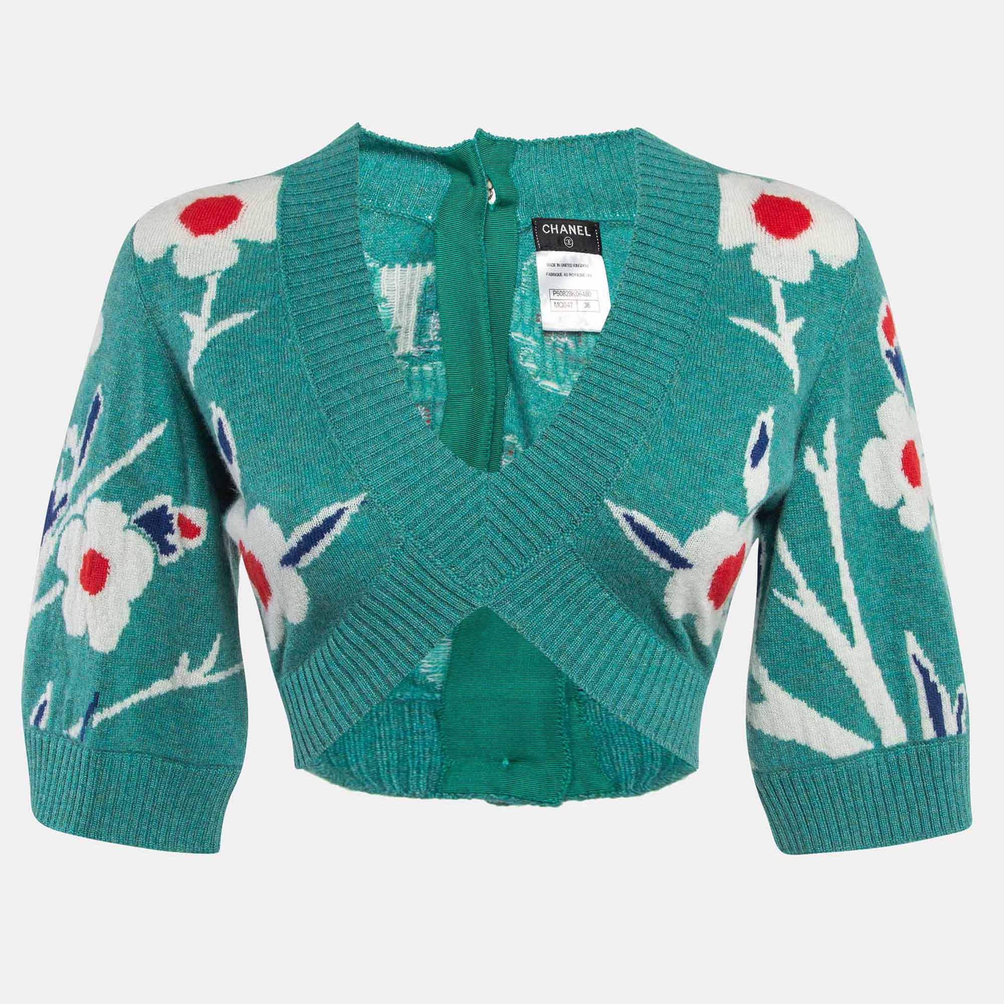 

Chanel Blue Floral Intarsia Cashmere Knit Back Buttoned Cropped Sweater
