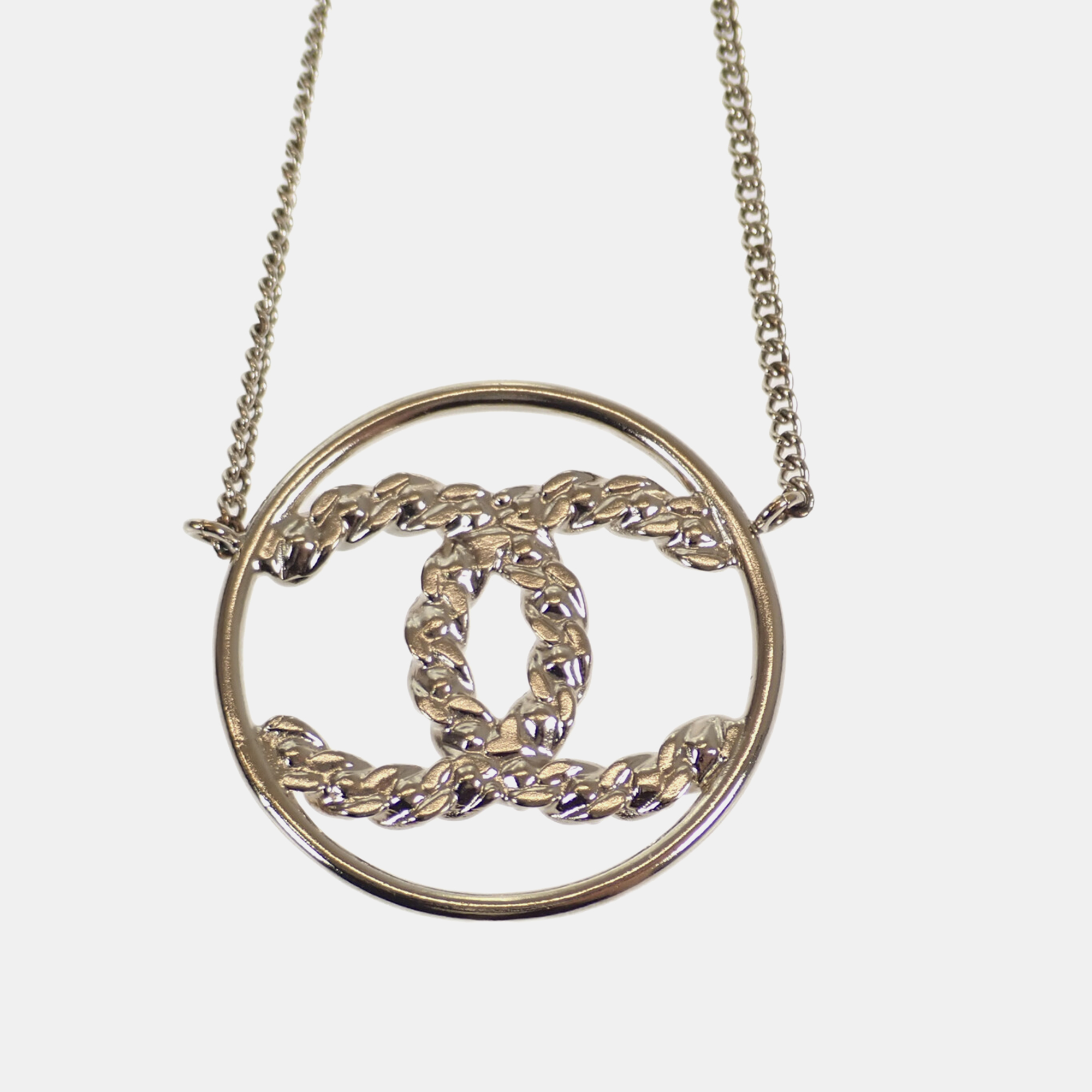 Chanel gold metal cc rhinestone circle pendant necklace