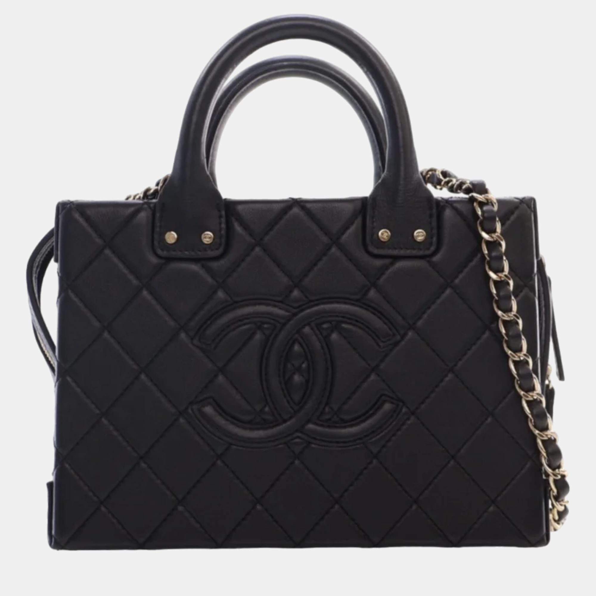 Chanel black quilted calfskin top handle vanity case shoulder bags
