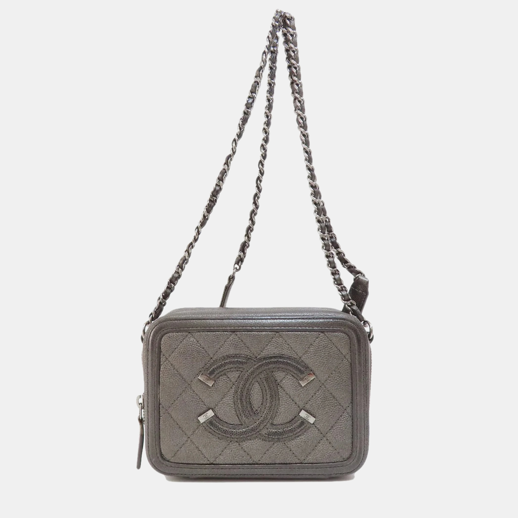 Chanel grey caviar leather filigree shoulder bags
