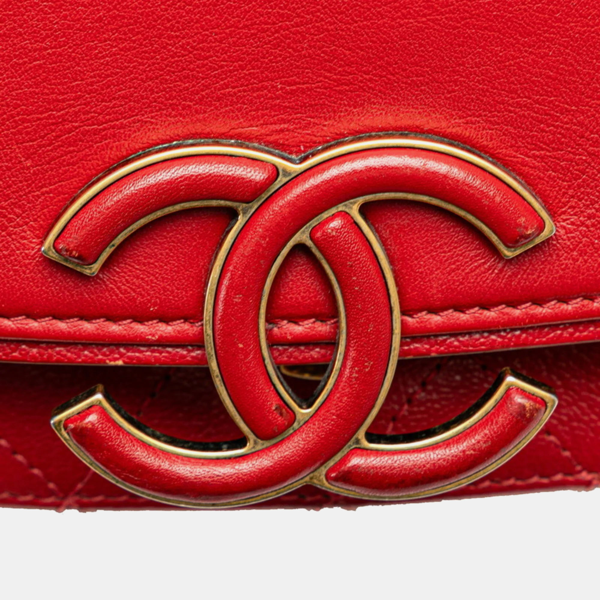 Chanel Red Calfskin And Quilted Goatskin Small Coco Curve Flap  Shoulder Bag