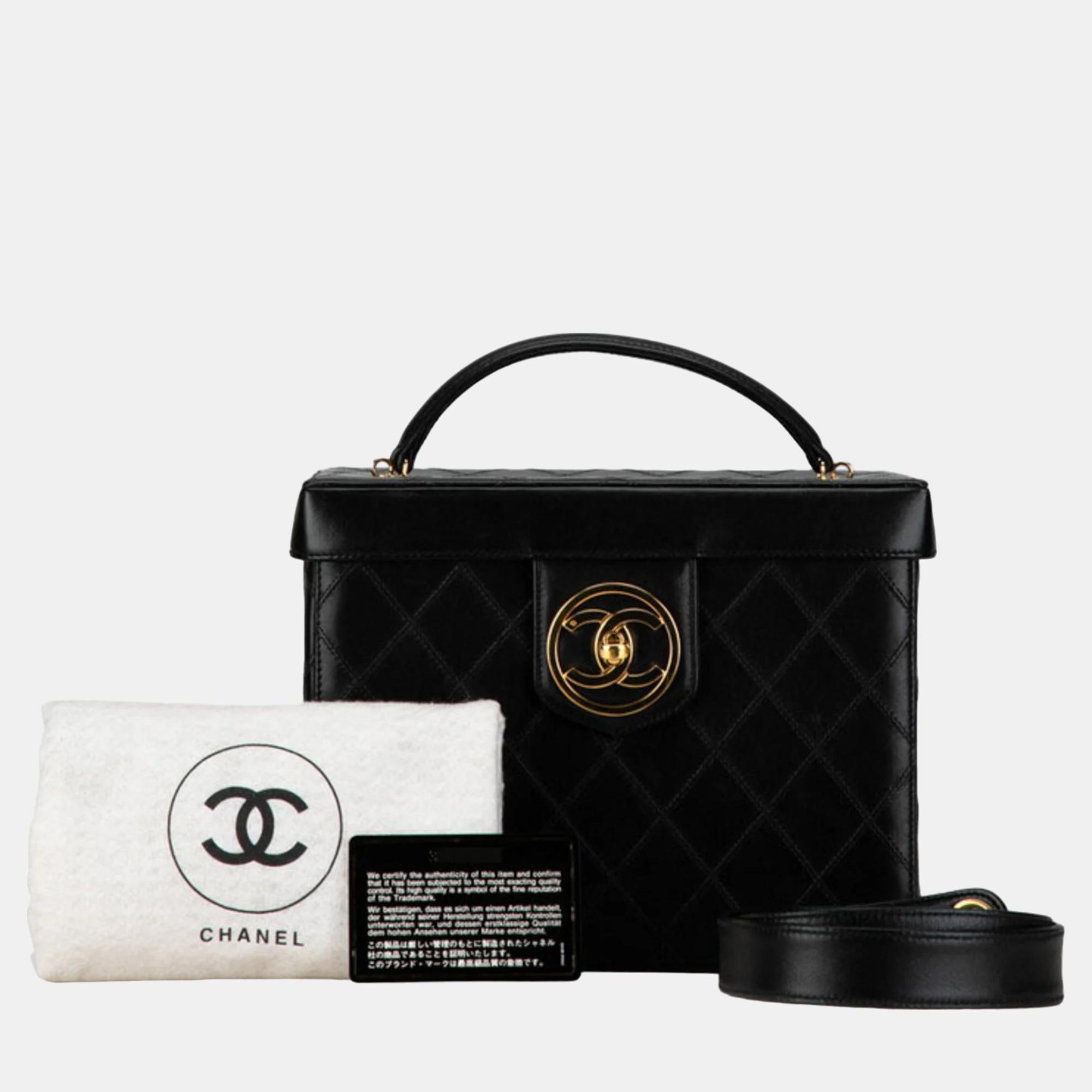 Chanel Black Leather CC Turnlock Lambskin Vanity Case